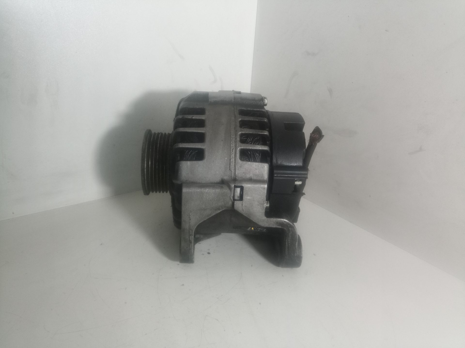 LRA01975 ALTERNADOR AUDI A4 BERLINA 2001 33292 devimagesvext/08283e45-1ba6-4c70-9a92-5b0ff35685bb/migcrv/imagenes/000/000/682/000000682439.jpeg