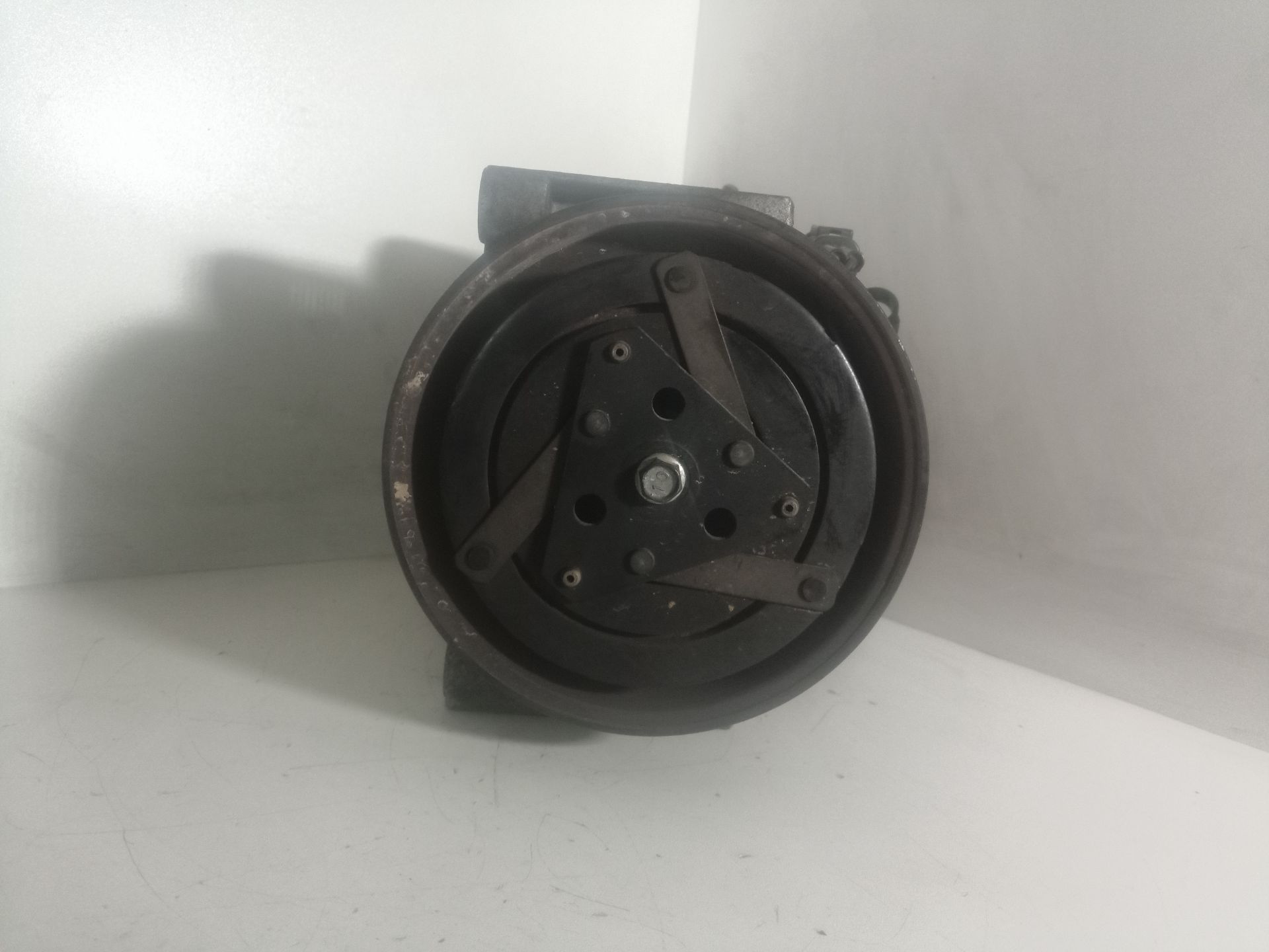 8200133818 COMPRESOR AIRE ACONDICIONADO RENAULT VEL SATIS 2008 33252 devimagesvext/08283e45-1ba6-4c70-9a92-5b0ff35685bb/migcrv/imagenes/000/000/684/000000684293.jpeg