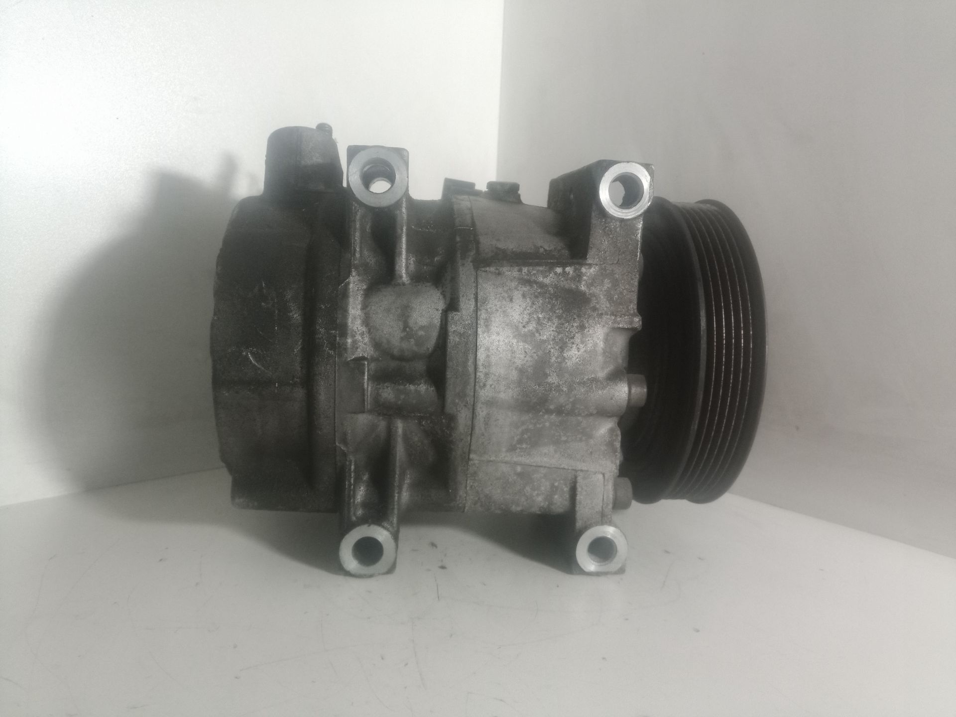 8200133818 COMPRESOR AIRE ACONDICIONADO RENAULT VEL SATIS 2008 33252 devimagesvext/08283e45-1ba6-4c70-9a92-5b0ff35685bb/migcrv/imagenes/000/000/684/000000684295.jpeg
