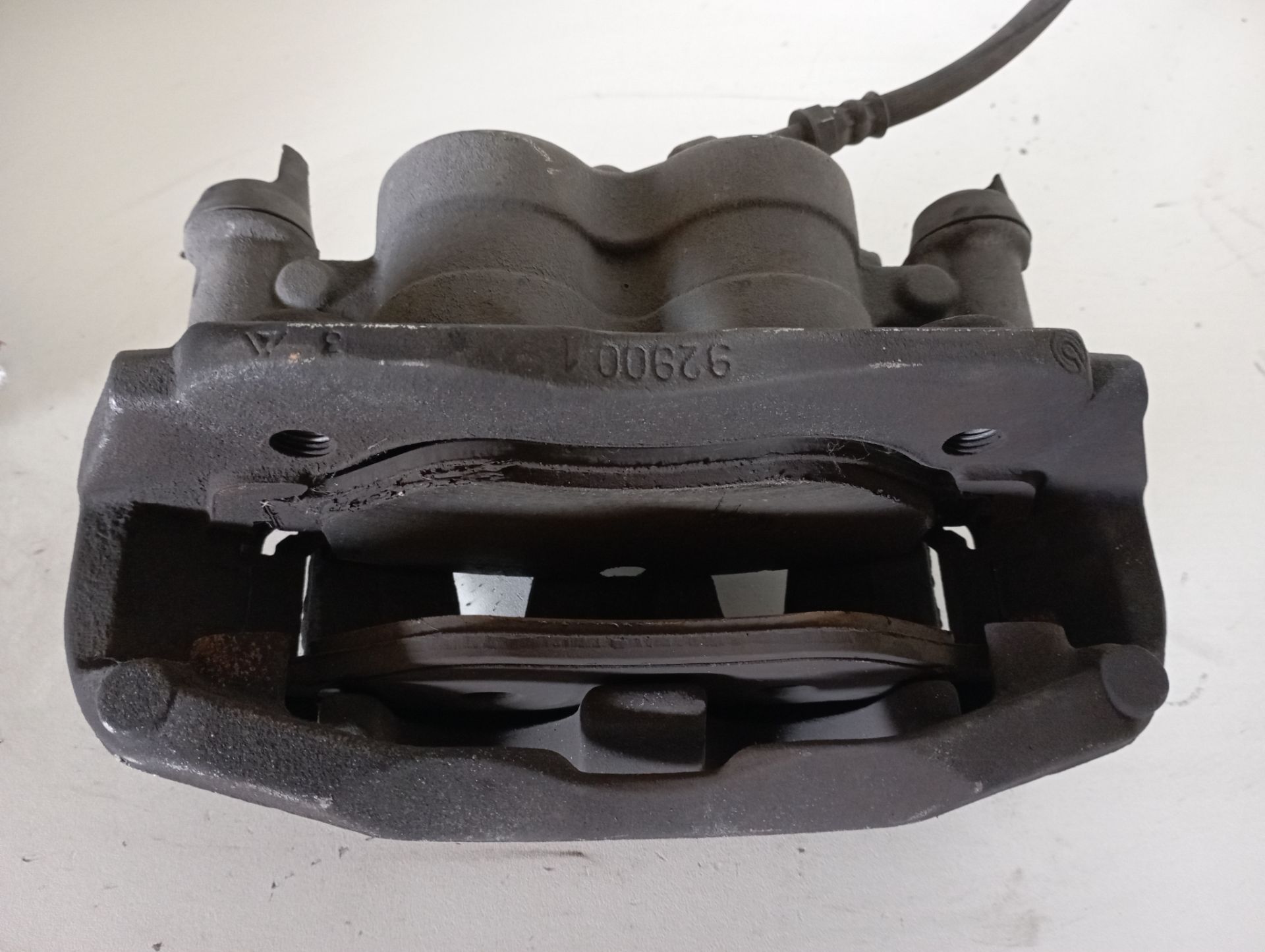 A6394212898 PINZA DE FRENO DELANTERA IZQUIERDA MERCEDES-BENZ VITO TOURER 2019 33248 devimagesvext/08283e45-1ba6-4c70-9a92-5b0ff35685bb/migcrv/imagenes/000/000/684/000000684429.jpeg