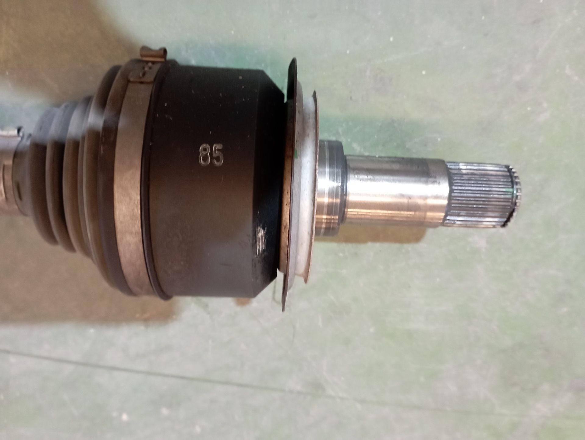 A4473503900 TRANSMISION TRASERA IZQUIERDA MERCEDES-BENZ VITO TOURER 2019 32641 devimagesvext/08283e45-1ba6-4c70-9a92-5b0ff35685bb/migcrv/imagenes/000/000/684/000000684473.jpeg