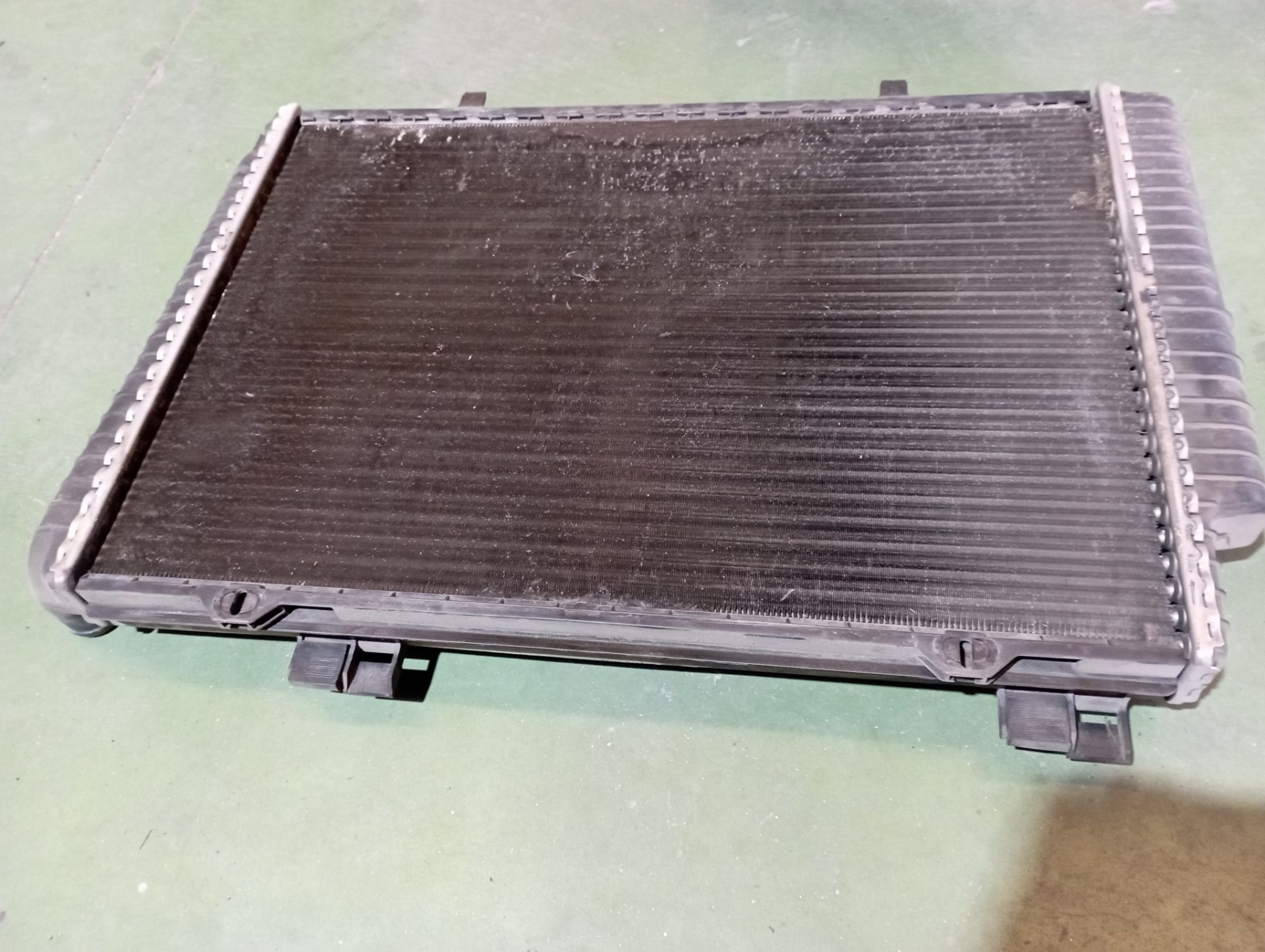 2025002103 RADIADOR AGUA MERCEDES-BENZ C BERLINA 1996 32664 devimagesvext/08283e45-1ba6-4c70-9a92-5b0ff35685bb/migcrv/imagenes/000/000/685/000000685867.jpeg