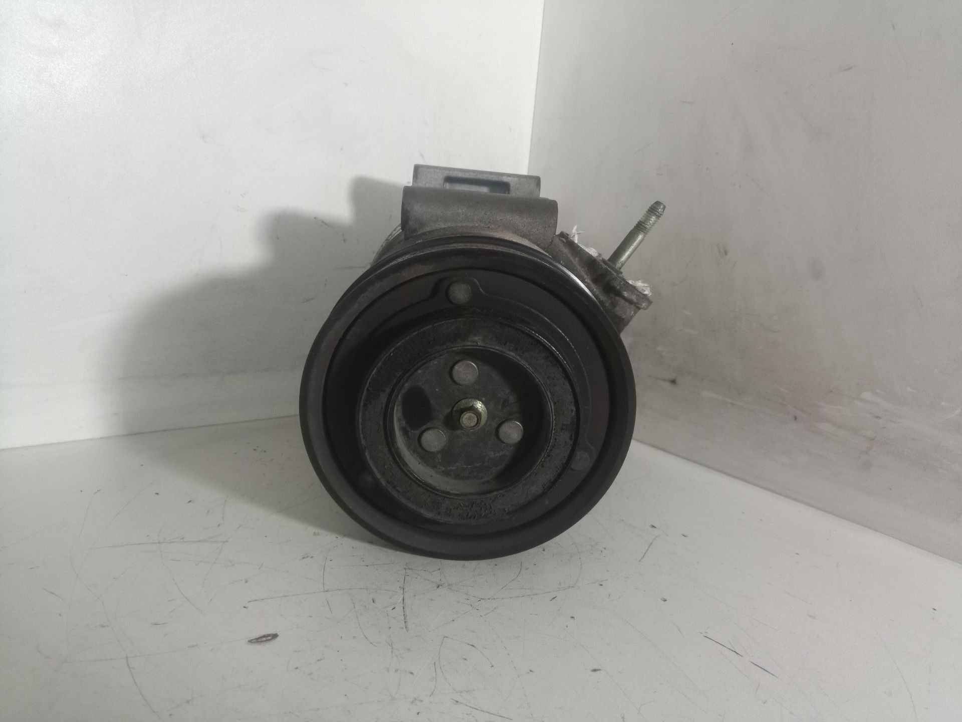 96629605 COMPRESOR AIRE ACONDICIONADO CHEVROLET CAPTIVA 2007 32672 devimagesvext/08283e45-1ba6-4c70-9a92-5b0ff35685bb/migcrv/imagenes/000/000/687/000000687315.jpeg