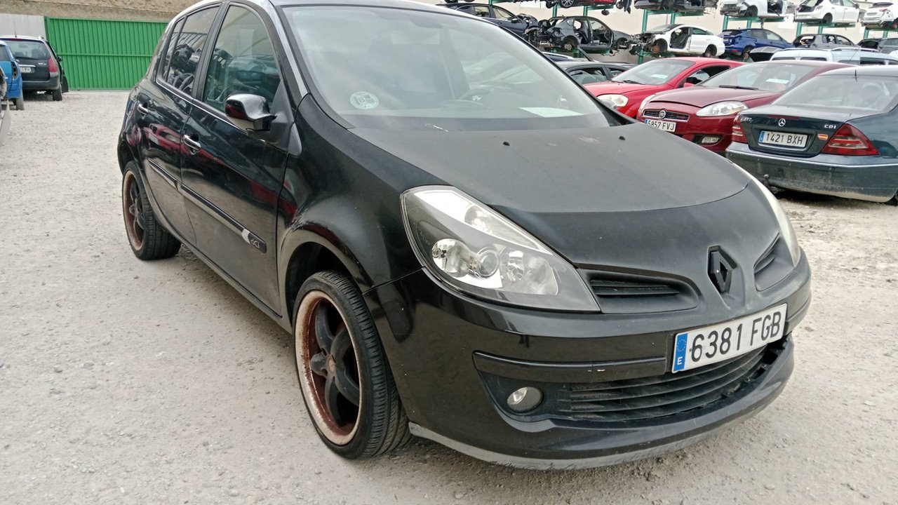 674661C R17F261260 CAJA RELES FUSIBLES RENAULT CLIO III 2006 36174 devimagesvext/08283e45-1ba6-4c70-9a92-5b0ff35685bb/migcrv/imagenes/000/000/687/000000687664.jpeg