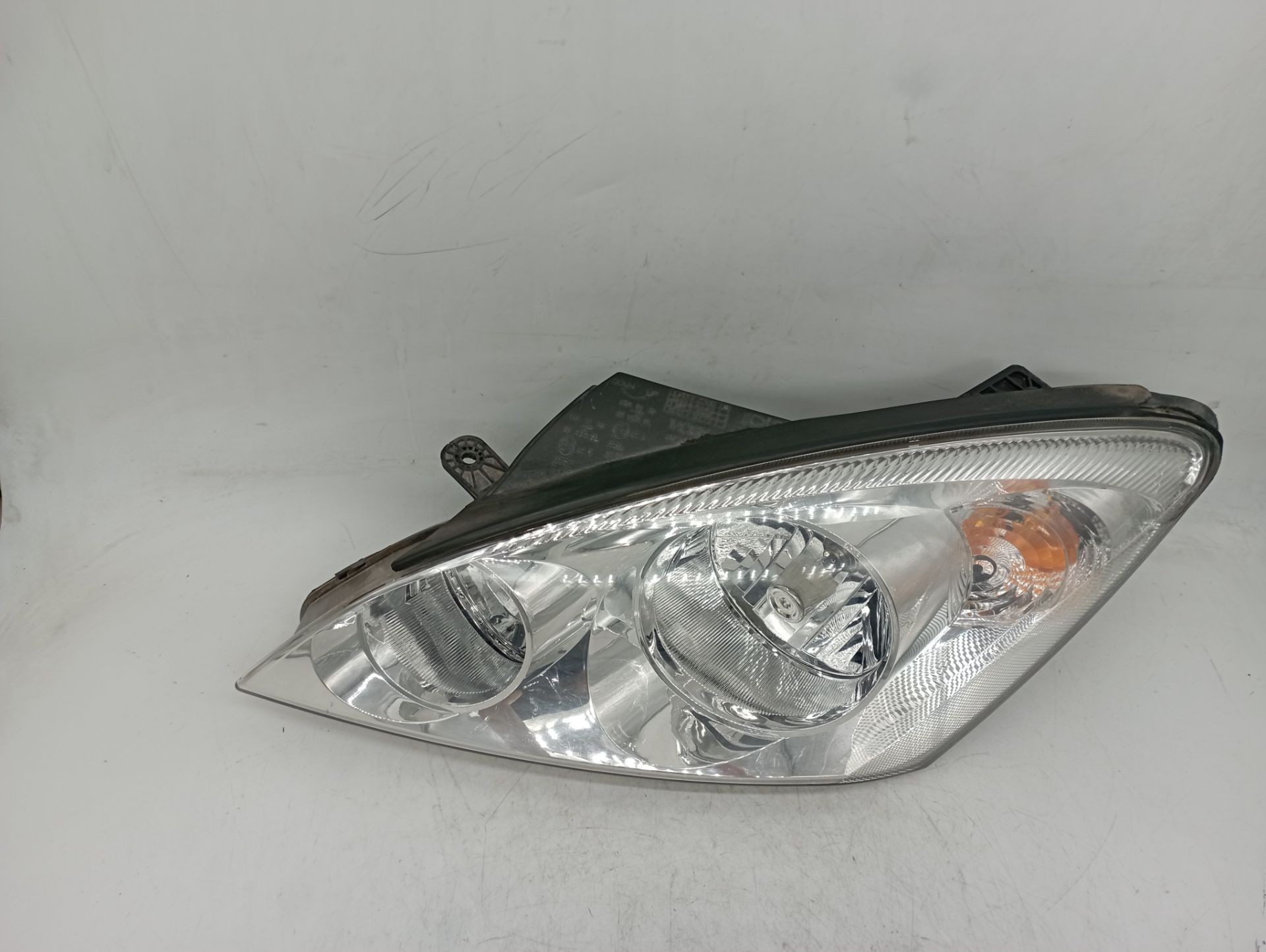 921011H000 FARO IZQUIERDO KIA CEED 2007 33463 devimagesvext/08283e45-1ba6-4c70-9a92-5b0ff35685bb/migcrv/imagenes/000/000/691/000000691107.jpeg