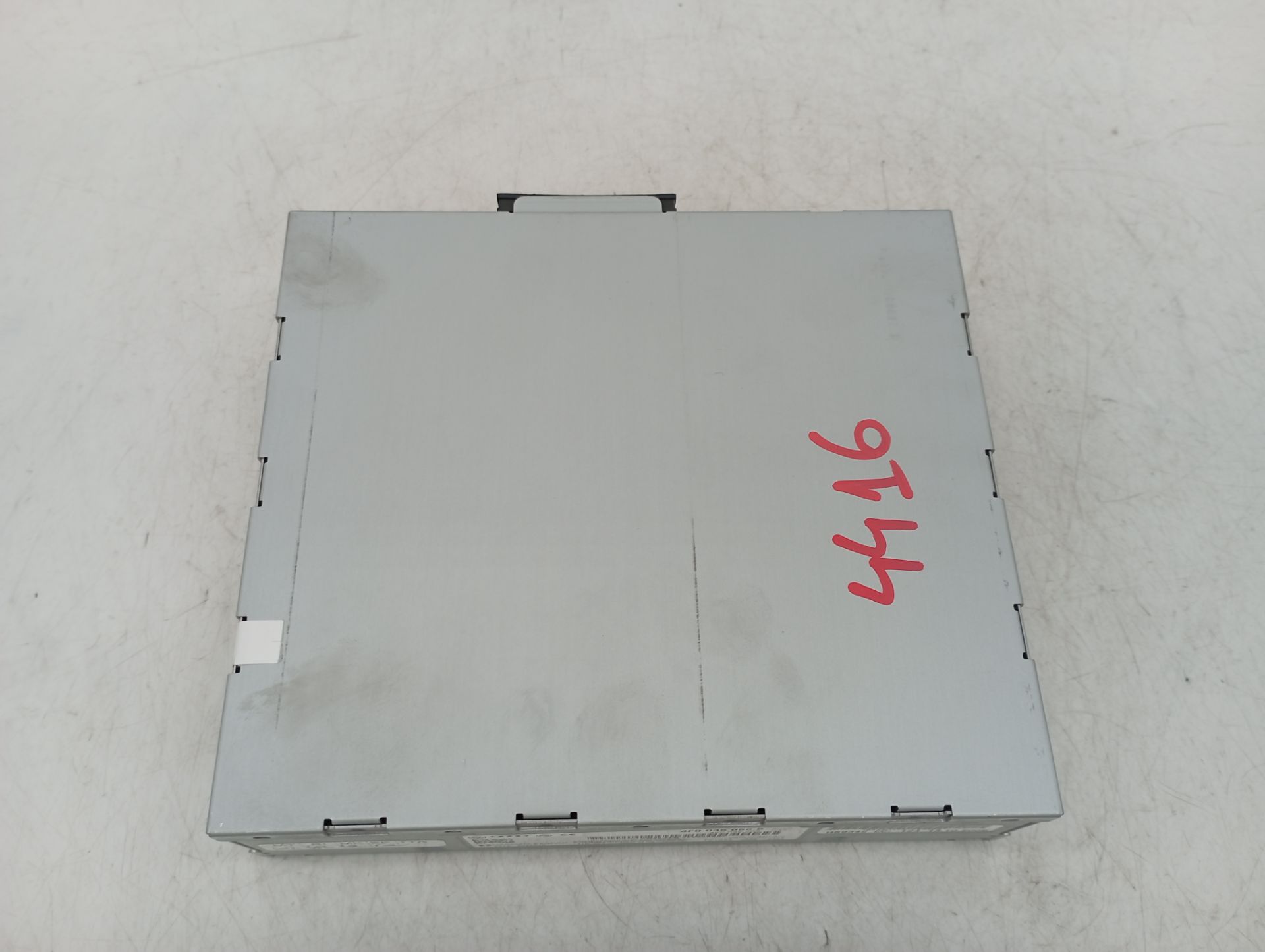 4F0035056B SISTEMA AUDIO RADIO CD AUDI Q5 2009 33448 devimagesvext/08283e45-1ba6-4c70-9a92-5b0ff35685bb/migcrv/imagenes/000/000/692/000000692069.jpeg