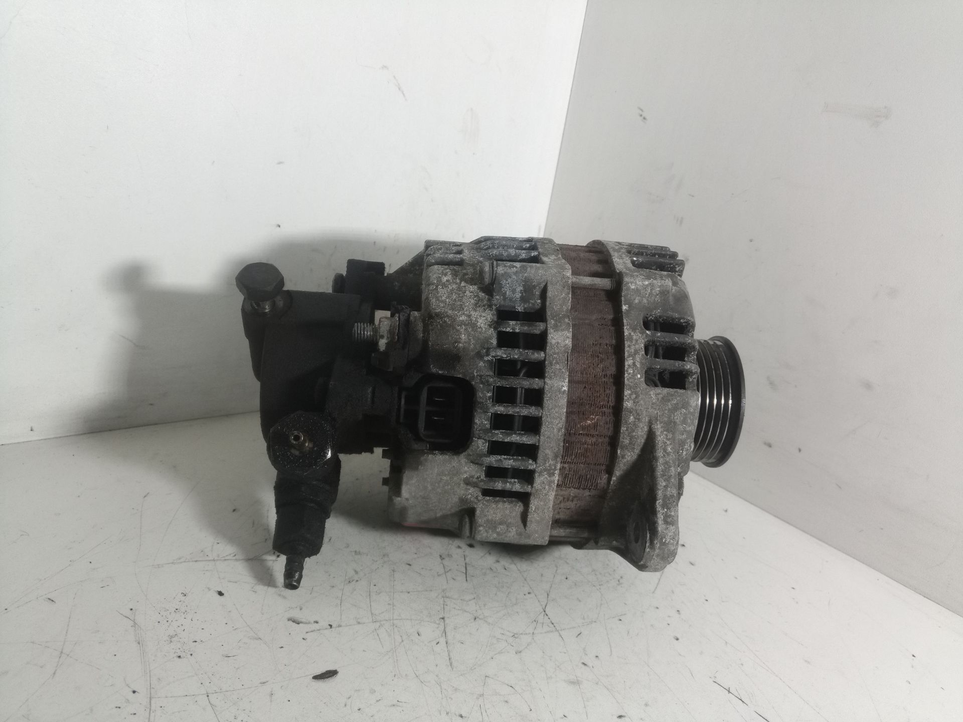 SIN DEFINIR ALTERNADOR OPEL ASTRA H GTC 2005 33700 devimagesvext/08283e45-1ba6-4c70-9a92-5b0ff35685bb/migcrv/imagenes/000/000/698/000000698281.jpeg