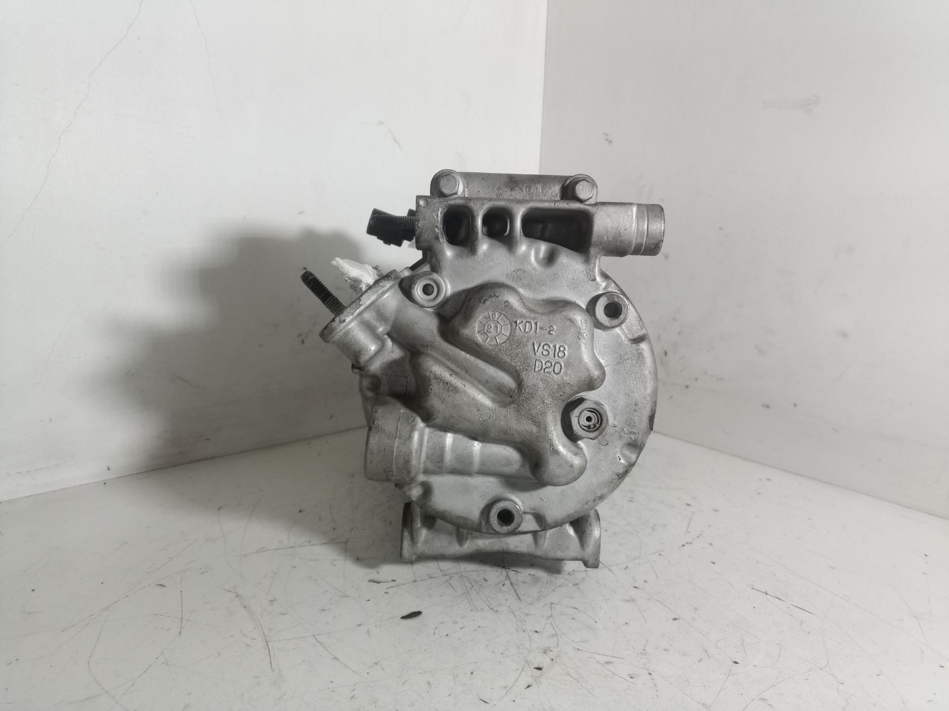 20241441 COMPRESOR AIRE ACONDICIONADO KIA MAGENTIS 2009 32775 devimagesvext/08283e45-1ba6-4c70-9a92-5b0ff35685bb/migcrv/imagenes/000/000/698/000000698543.jpeg