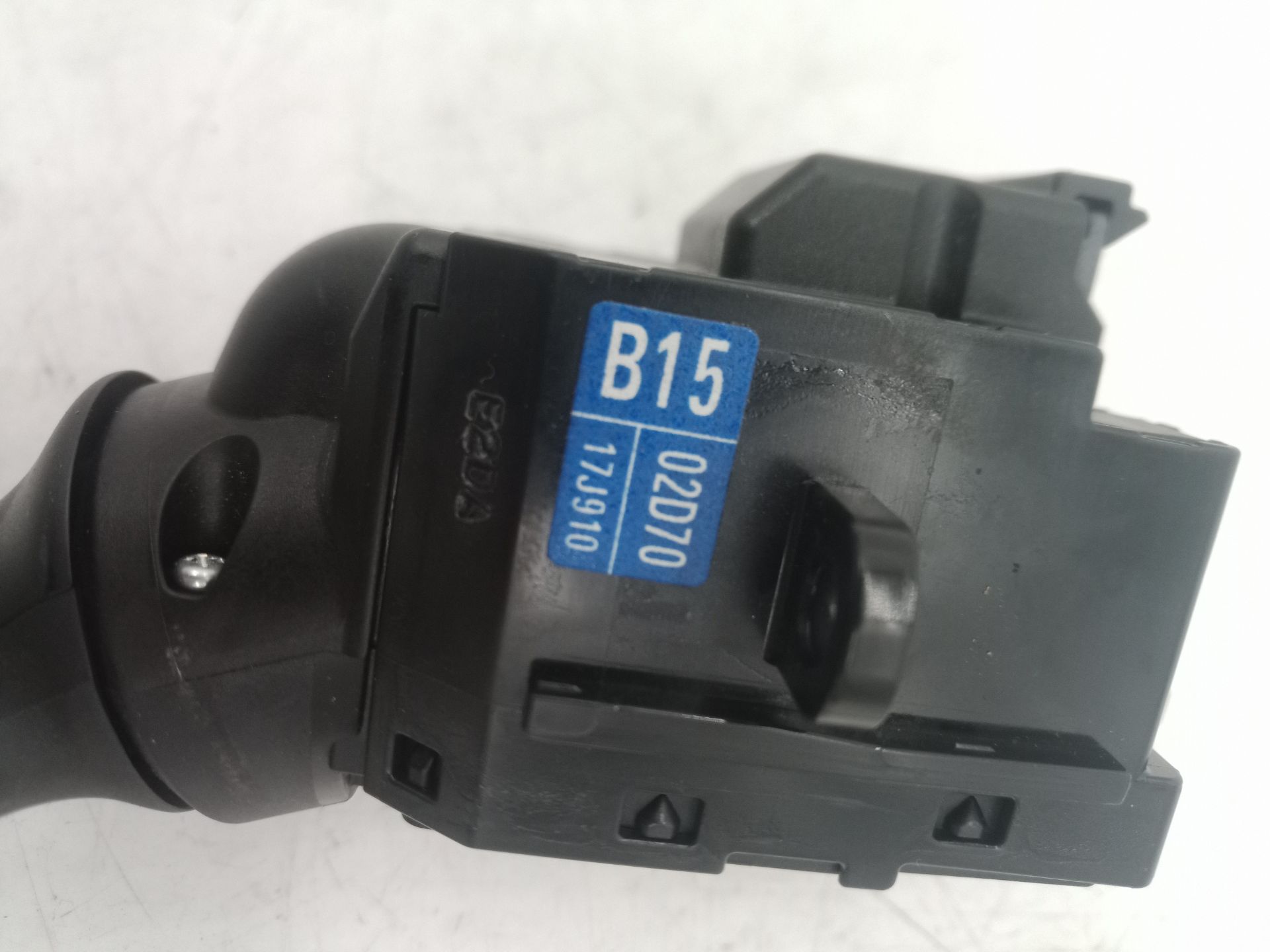 17J910 MANDO INTERMITENTES TOYOTA COROLLA TOURING SPORTS 2023 33796 devimagesvext/08283e45-1ba6-4c70-9a92-5b0ff35685bb/migcrv/imagenes/000/000/699/000000699699.jpeg