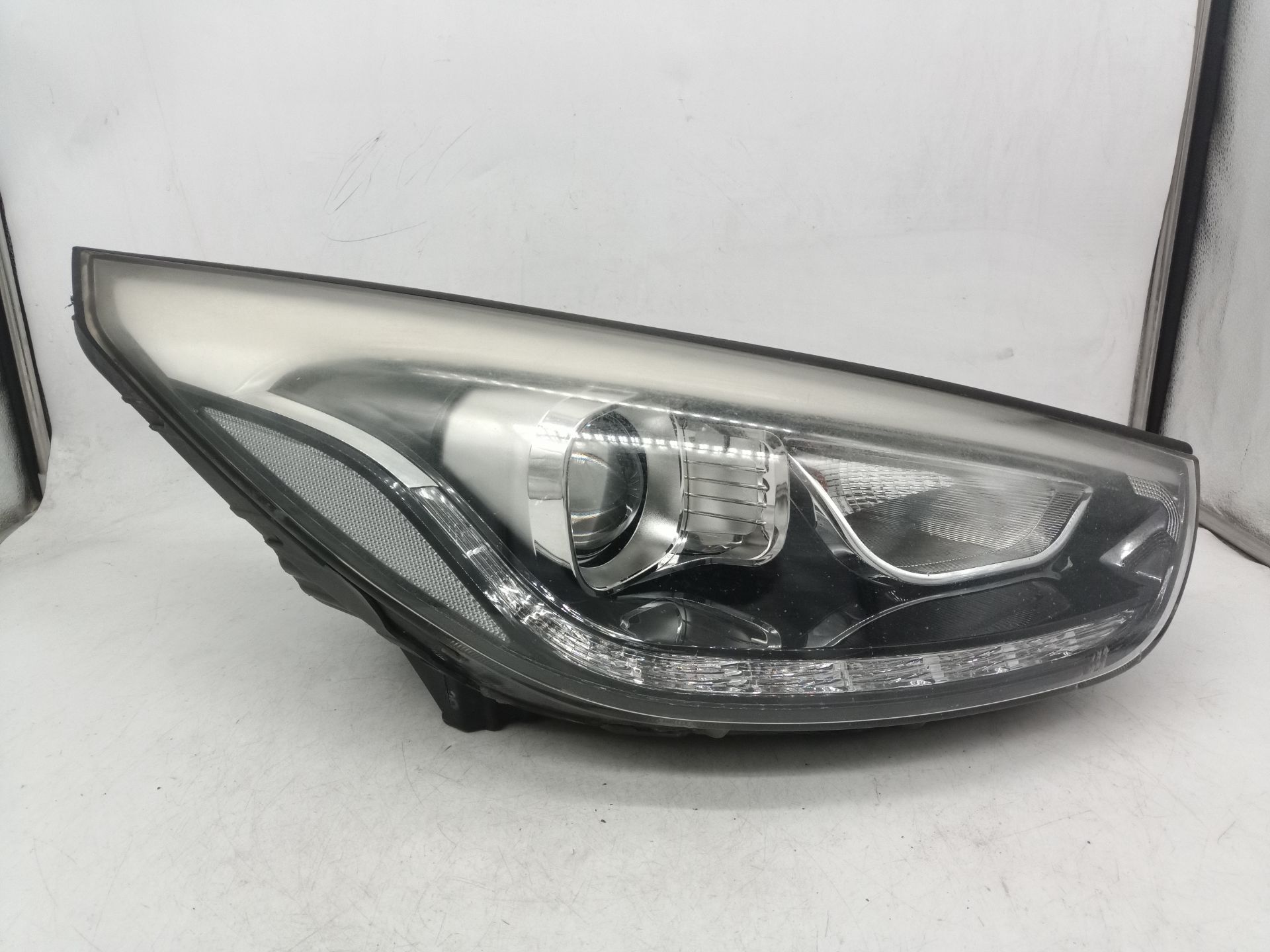 SIN DEFINIR FARO DERECHO HYUNDAI IX35 2014 32234 devimagesvext/08283e45-1ba6-4c70-9a92-5b0ff35685bb/migcrv/imagenes/000/000/700/000000700265.jpeg