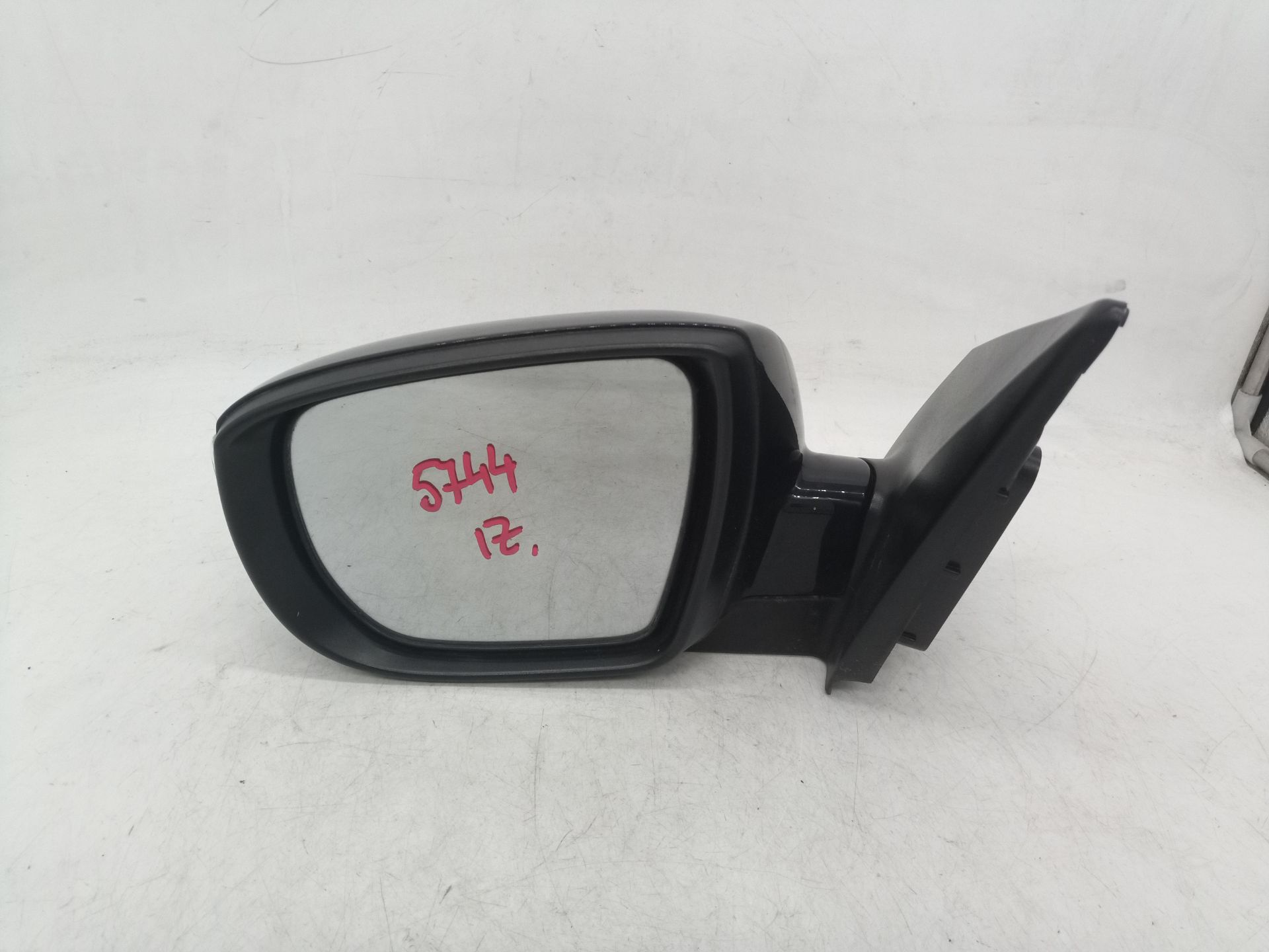 8 PINES RETROVISOR IZQUIERDO HYUNDAI IX35 2014 32517 devimagesvext/08283e45-1ba6-4c70-9a92-5b0ff35685bb/migcrv/imagenes/000/000/700/000000700429.jpeg