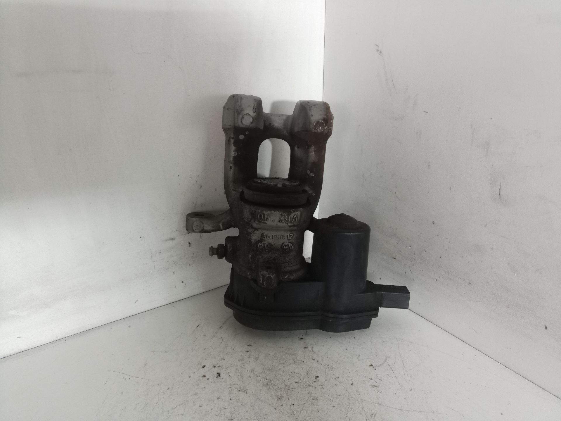9842295280 PINZA DE FRENO TRASERA IZQUIERDA OPEL MOKKA 2021 34865 devimagesvext/08283e45-1ba6-4c70-9a92-5b0ff35685bb/migcrv/imagenes/000/000/703/000000703117.jpeg