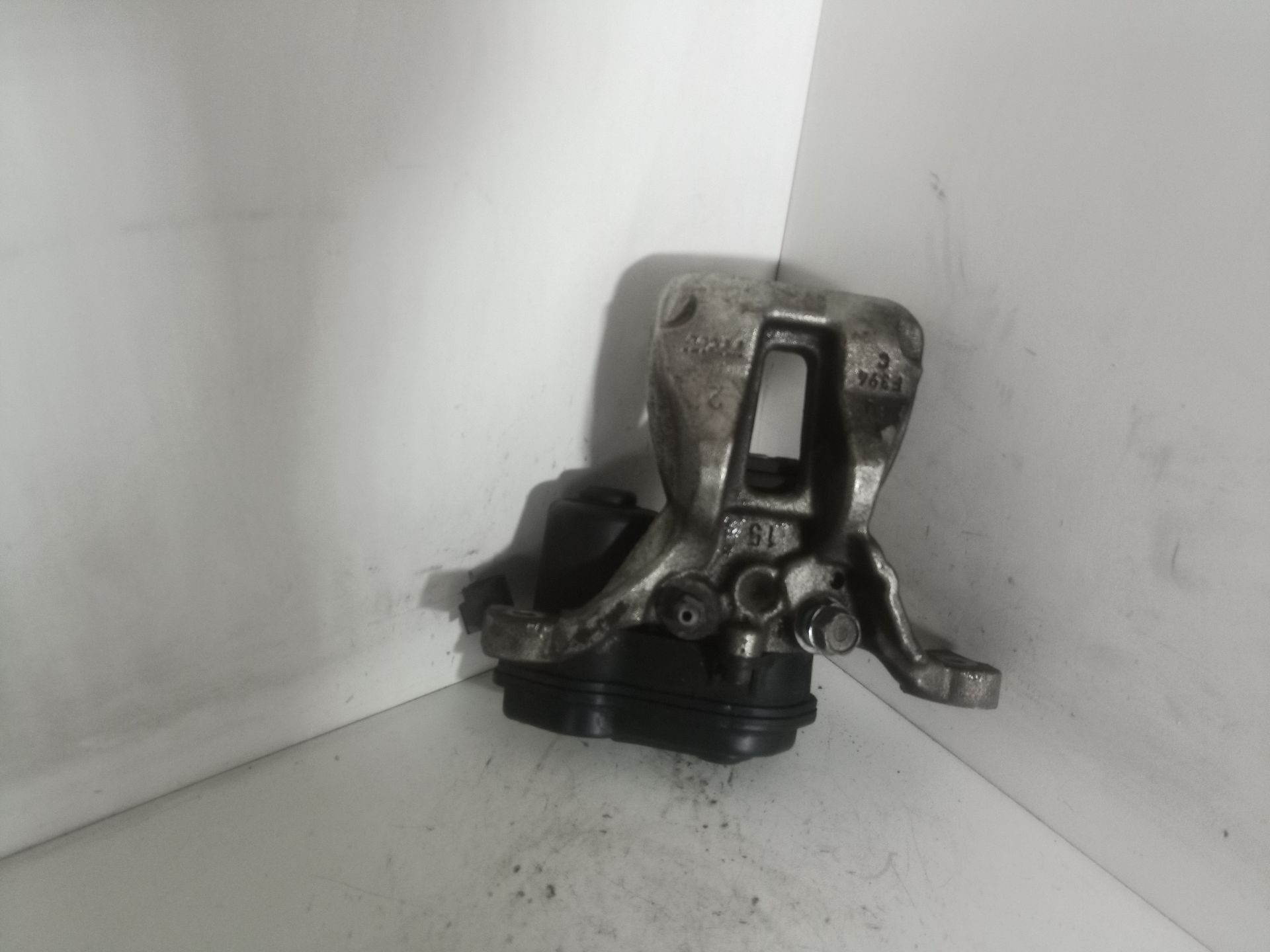 SIN DEFINIR PINZA DE FRENO TRASERA DERECHA TOYOTA COROLLA TOURING SPORTS 2023 34863 devimagesvext/08283e45-1ba6-4c70-9a92-5b0ff35685bb/migcrv/imagenes/000/000/703/000000703139.jpeg