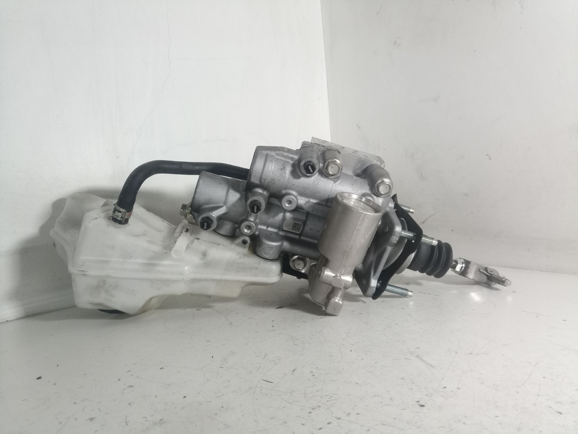 4721012501 SERVOFRENO TOYOTA COROLLA TOURING SPORTS 2023 34861 devimagesvext/08283e45-1ba6-4c70-9a92-5b0ff35685bb/migcrv/imagenes/000/000/703/000000703267.jpeg