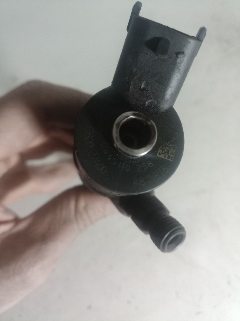 0445110258 INYECTOR KIA MAGENTIS 2009 34557 devimagesvext/08283e45-1ba6-4c70-9a92-5b0ff35685bb/migcrv/imagenes/000/000/703/000000703504.jpeg