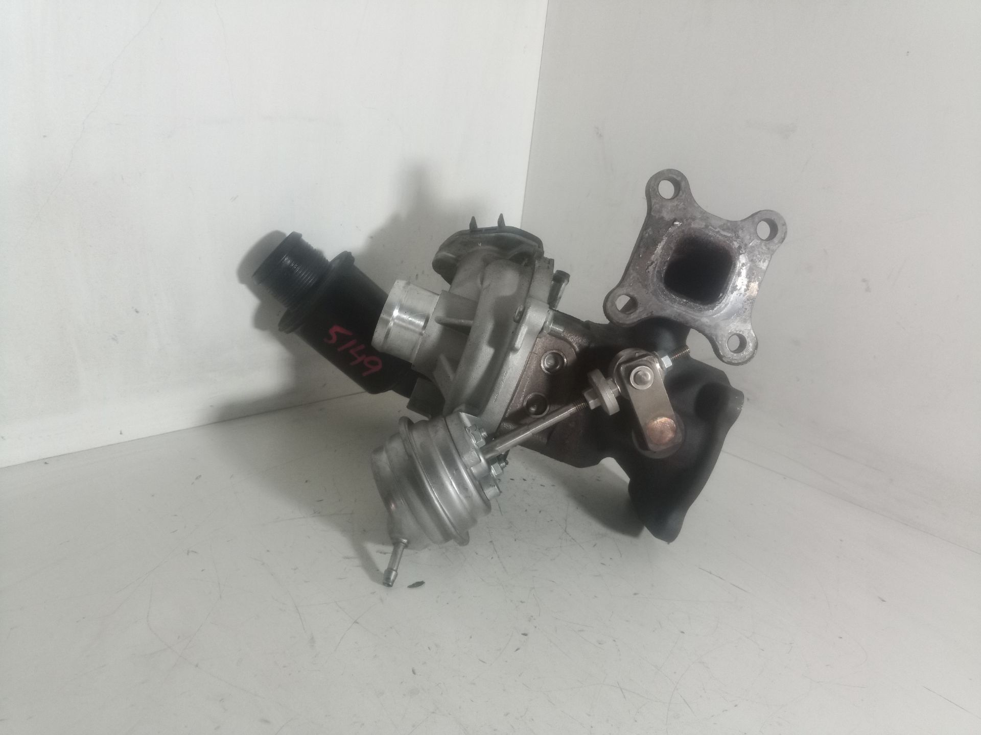 B1001010001 TURBOCOMPRESOR FORD C-MAX 2014 34594 devimagesvext/08283e45-1ba6-4c70-9a92-5b0ff35685bb/migcrv/imagenes/000/000/704/000000704591.jpeg