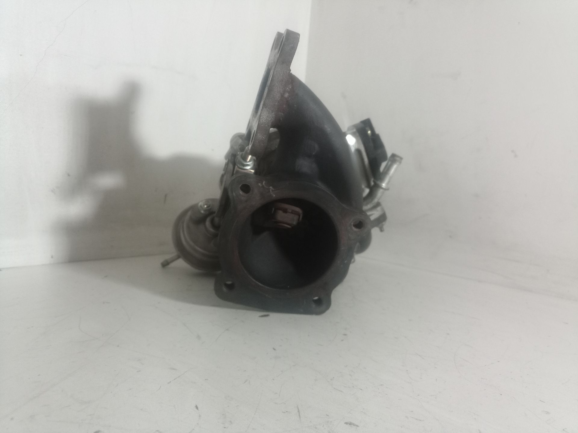 B1001010001 TURBOCOMPRESOR FORD C-MAX 2014 34594 devimagesvext/08283e45-1ba6-4c70-9a92-5b0ff35685bb/migcrv/imagenes/000/000/704/000000704597.jpeg