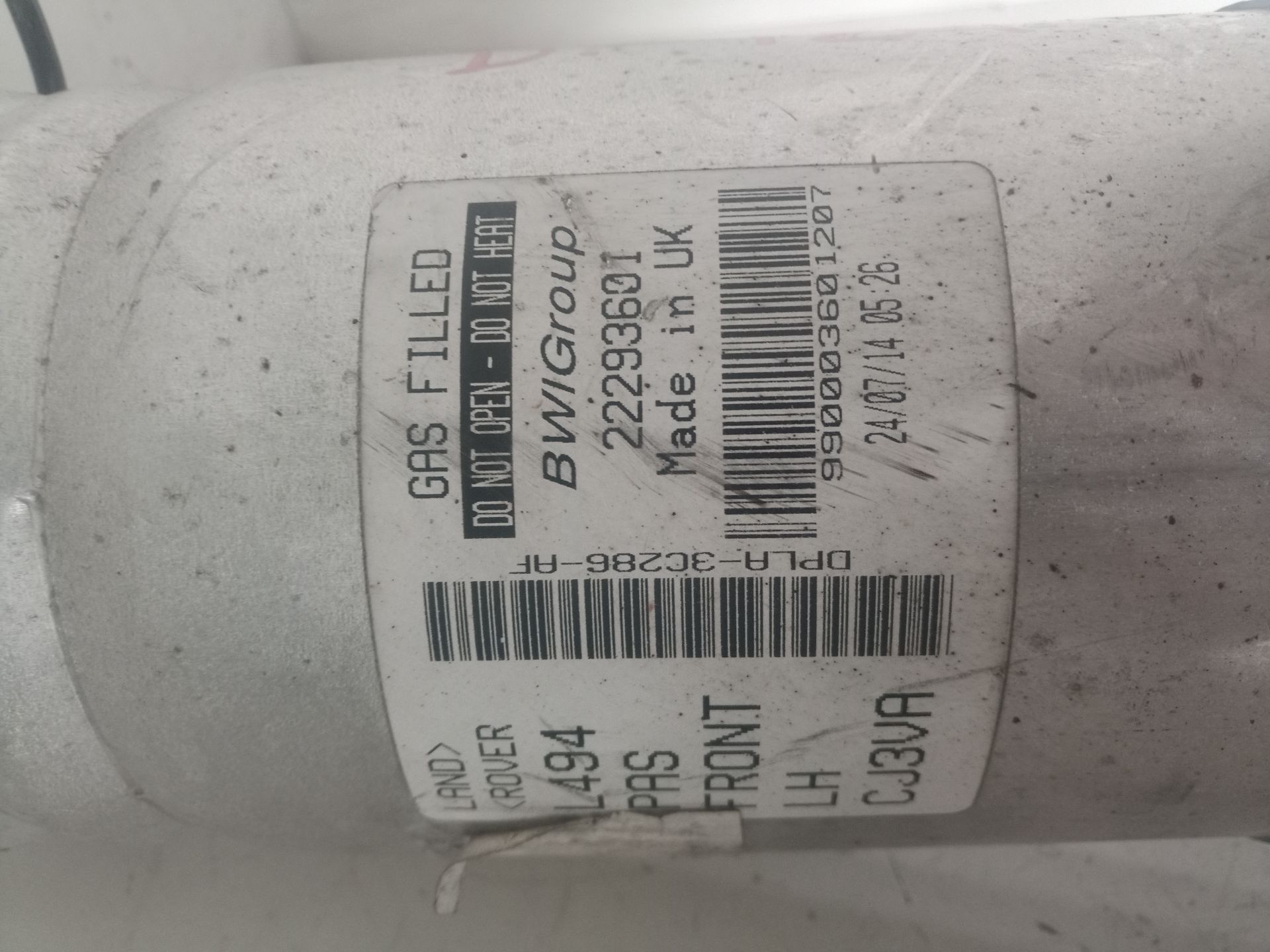 22293601 AMORTIGUADOR DELANTERO DERECHO LAND ROVER RANGE ROVER SPORT 2014 34904 devimagesvext/08283e45-1ba6-4c70-9a92-5b0ff35685bb/migcrv/imagenes/000/000/704/000000704873.jpeg