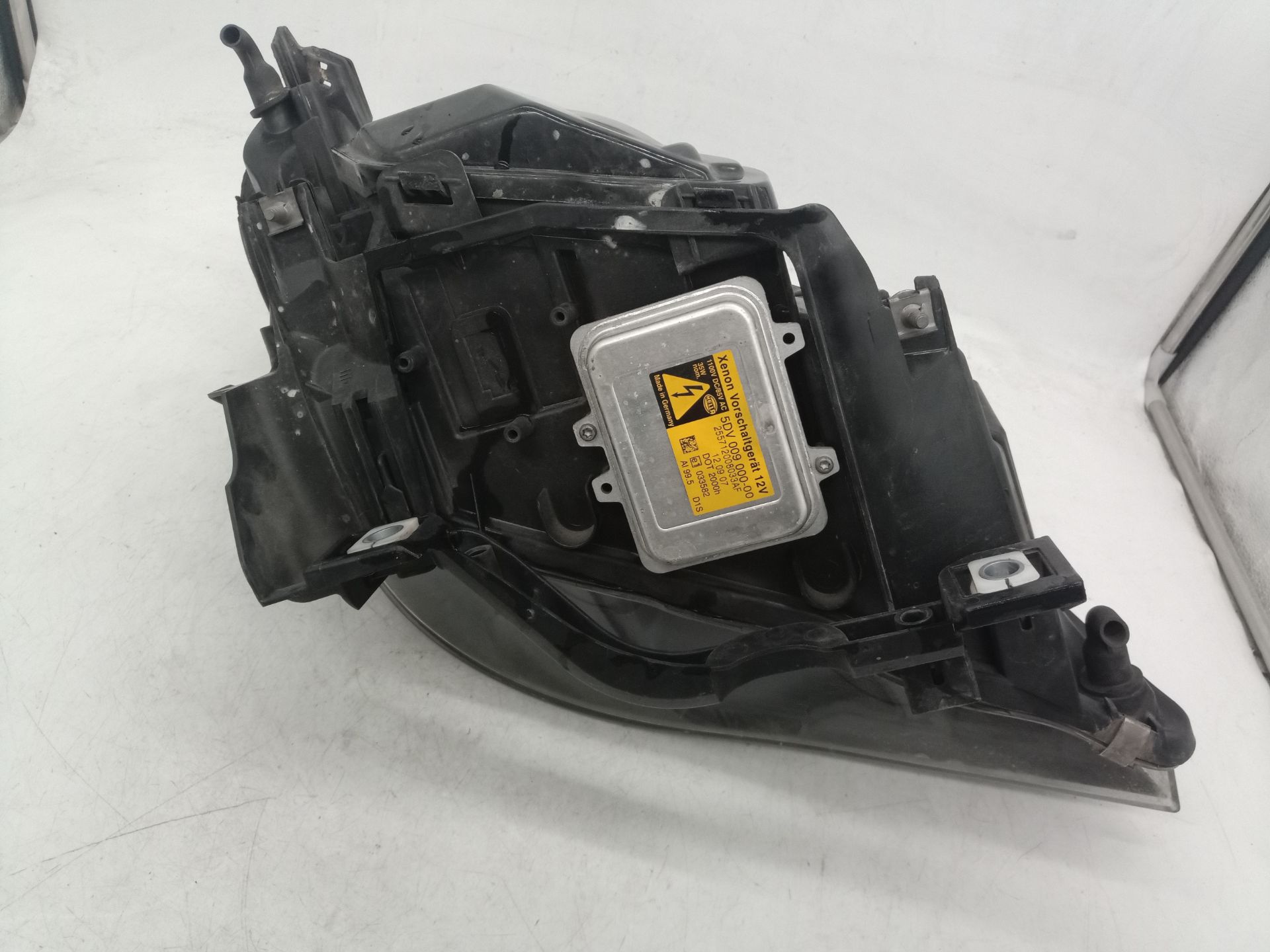 SIN DEFINIR FARO IZQUIERDO BMW 5 BERLINA 2008 32260 devimagesvext/08283e45-1ba6-4c70-9a92-5b0ff35685bb/migcrv/imagenes/000/000/704/000000704959.jpeg