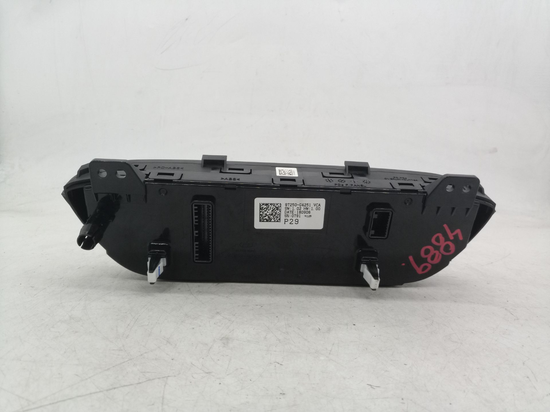 97250G4251 MANDO CLIMATIZADOR HYUNDAI I30 2019 32811 devimagesvext/08283e45-1ba6-4c70-9a92-5b0ff35685bb/migcrv/imagenes/000/000/705/000000705031.jpeg