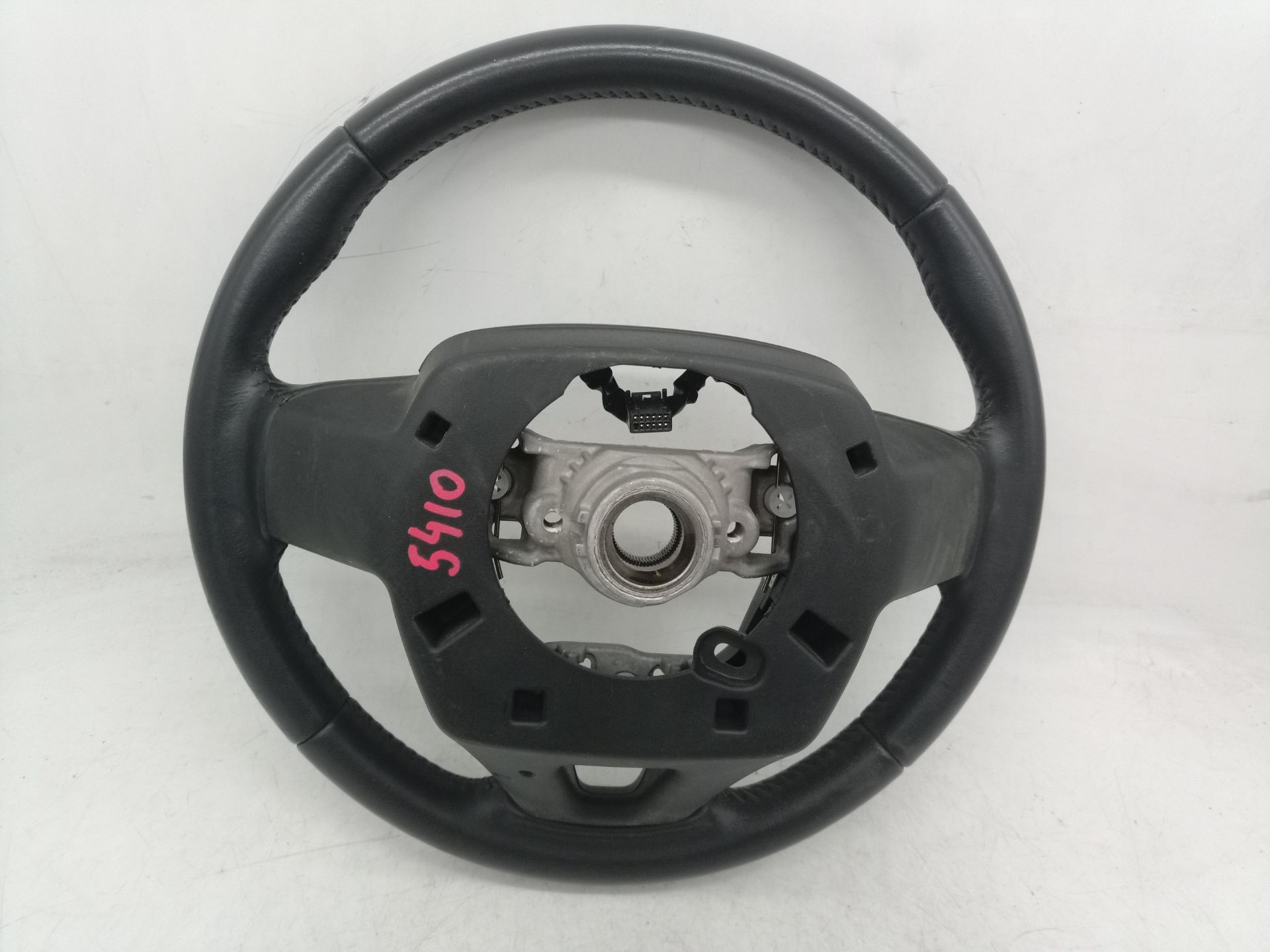 451000Z340 VOLANTE TOYOTA COROLLA TOURING SPORTS 2023 34320 devimagesvext/08283e45-1ba6-4c70-9a92-5b0ff35685bb/migcrv/imagenes/000/000/706/000000706539.jpeg