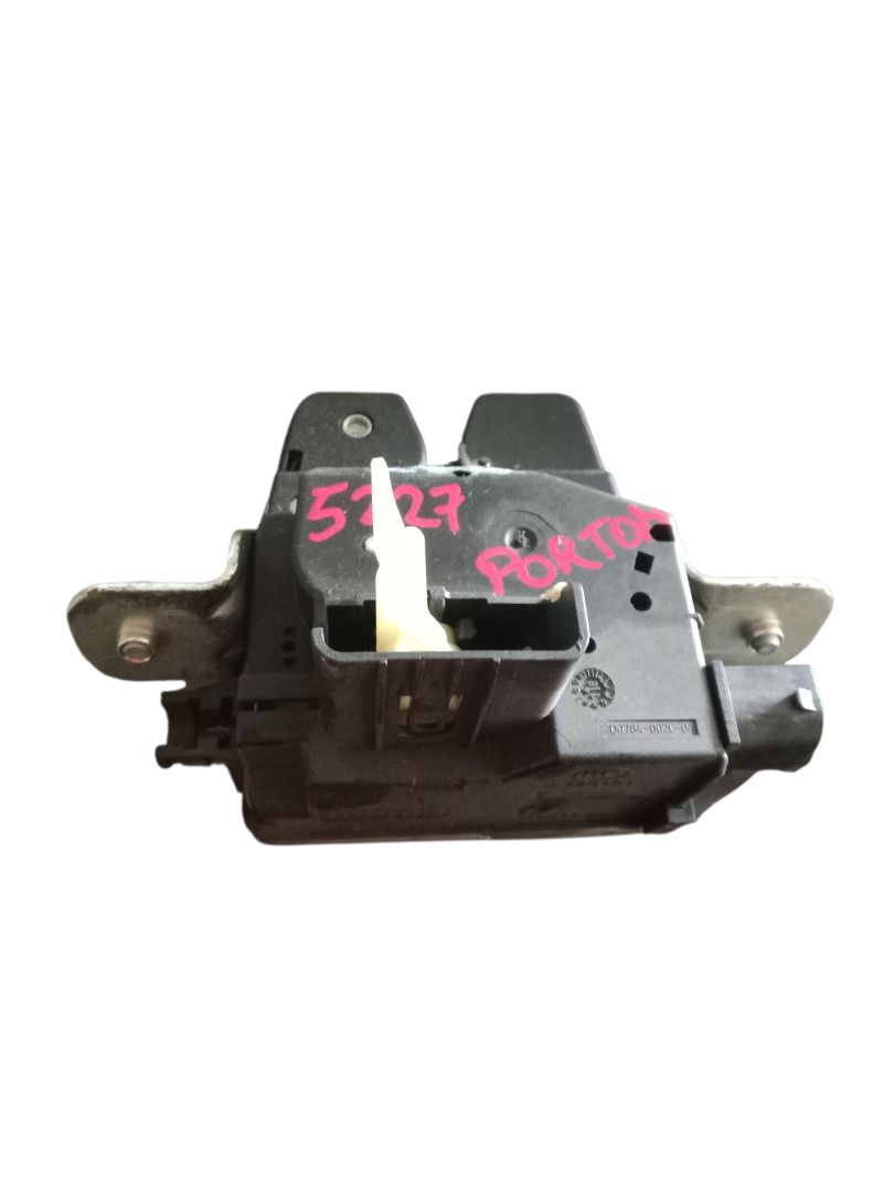 A4477401900 CERRADURA MALETERO PORTON MERCEDES-BENZ VITO TOURER 2019 32634 devimagesvext/08283e45-1ba6-4c70-9a92-5b0ff35685bb/migcrv/imagenes/000/000/710/000000710125.jpeg