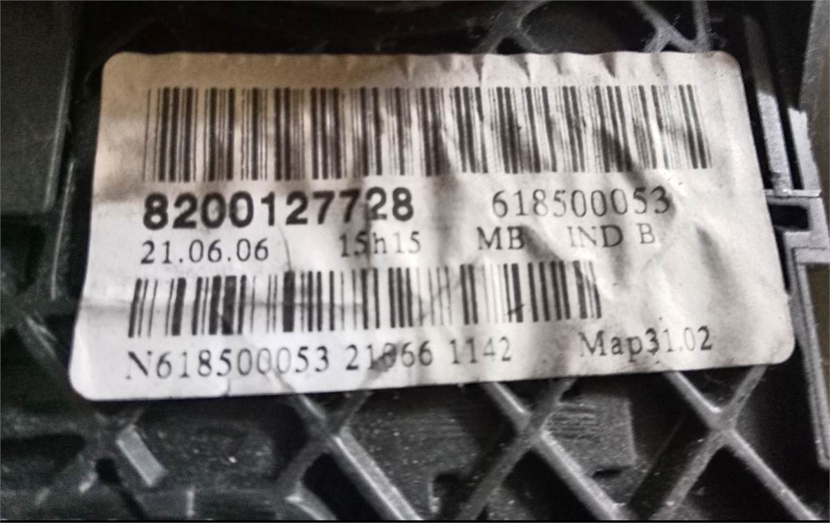 8200127728 MANDO MULTIFUNCION RENAULT SCENIC II 2008 34046 devimagesvext/08283e45-1ba6-4c70-9a92-5b0ff35685bb/migcrv/imagenes/000/000/710/000000710627.jpeg