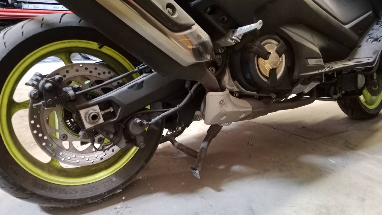 SIN DEFINIR SOPORTE AMORTIGUADOR YAMAHA TMAX 530 2017 34744 devimagesvext/08283e45-1ba6-4c70-9a92-5b0ff35685bb/migcrv/imagenes/000/000/711/000000711538.jpeg