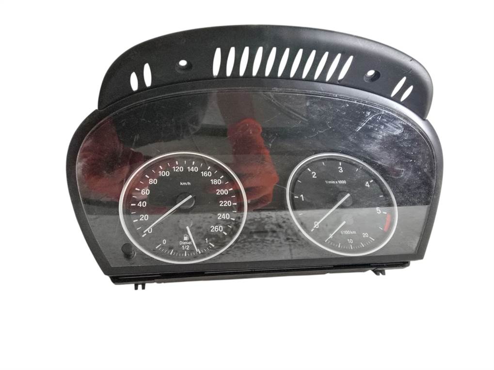 110080213948 CUADRO INSTRUMENTOS BMW 5 BERLINA 2008 34105 devimagesvext/08283e45-1ba6-4c70-9a92-5b0ff35685bb/migcrv/imagenes/000/000/712/000000712159.jpeg