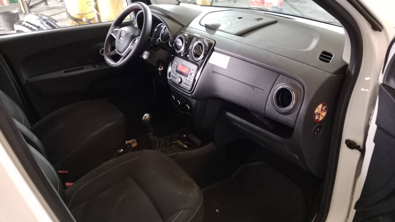 281154759r SISTEMA AUDIO RADIO CD DACIA LODGY 2018 36178 devimagesvext/08283e45-1ba6-4c70-9a92-5b0ff35685bb/migcrv/imagenes/000/000/712/000000712836.jpeg