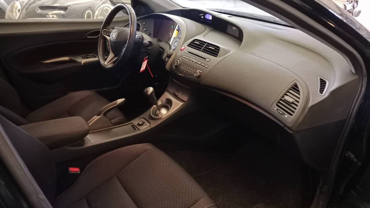 83590SMGP111GHM MANDO ELEVALUNAS DELANTERO DERECHO HONDA CIVIC 5 PUERTAS 2011 34289 devimagesvext/08283e45-1ba6-4c70-9a92-5b0ff35685bb/migcrv/imagenes/000/000/713/000000713370.jpeg