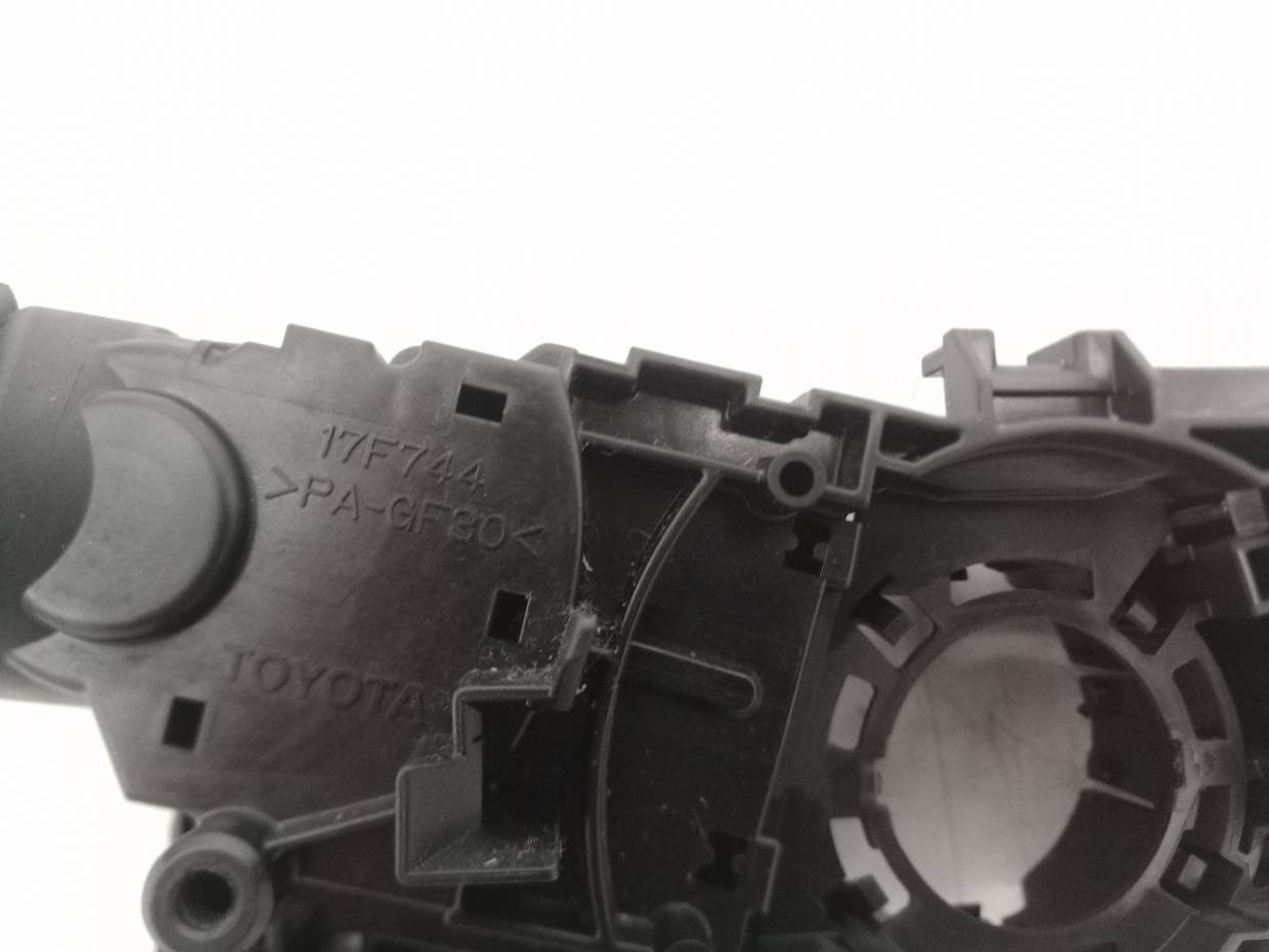 17F773 MANDO MULTIFUNCION LEXUS GS 2013 34174 devimagesvext/08283e45-1ba6-4c70-9a92-5b0ff35685bb/migcrv/imagenes/000/000/714/000000714859.jpeg