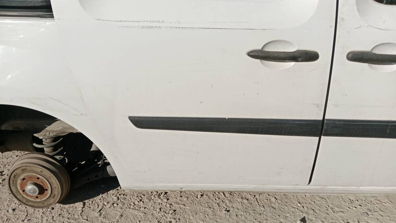 SIN DEFINIR PUERTA LATERAL CORREDERA DERECHA RENAULT KANGOO II 2018 35093 devimagesvext/08283e45-1ba6-4c70-9a92-5b0ff35685bb/migcrv/imagenes/000/000/715/000000715040.jpeg