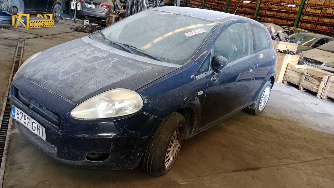 SIN DEFINIR PILOTO TRASERO DERECHO FIAT III PUNTO 2011 36308 devimagesvext/08283e45-1ba6-4c70-9a92-5b0ff35685bb/migcrv/imagenes/000/000/715/000000715062.jpeg