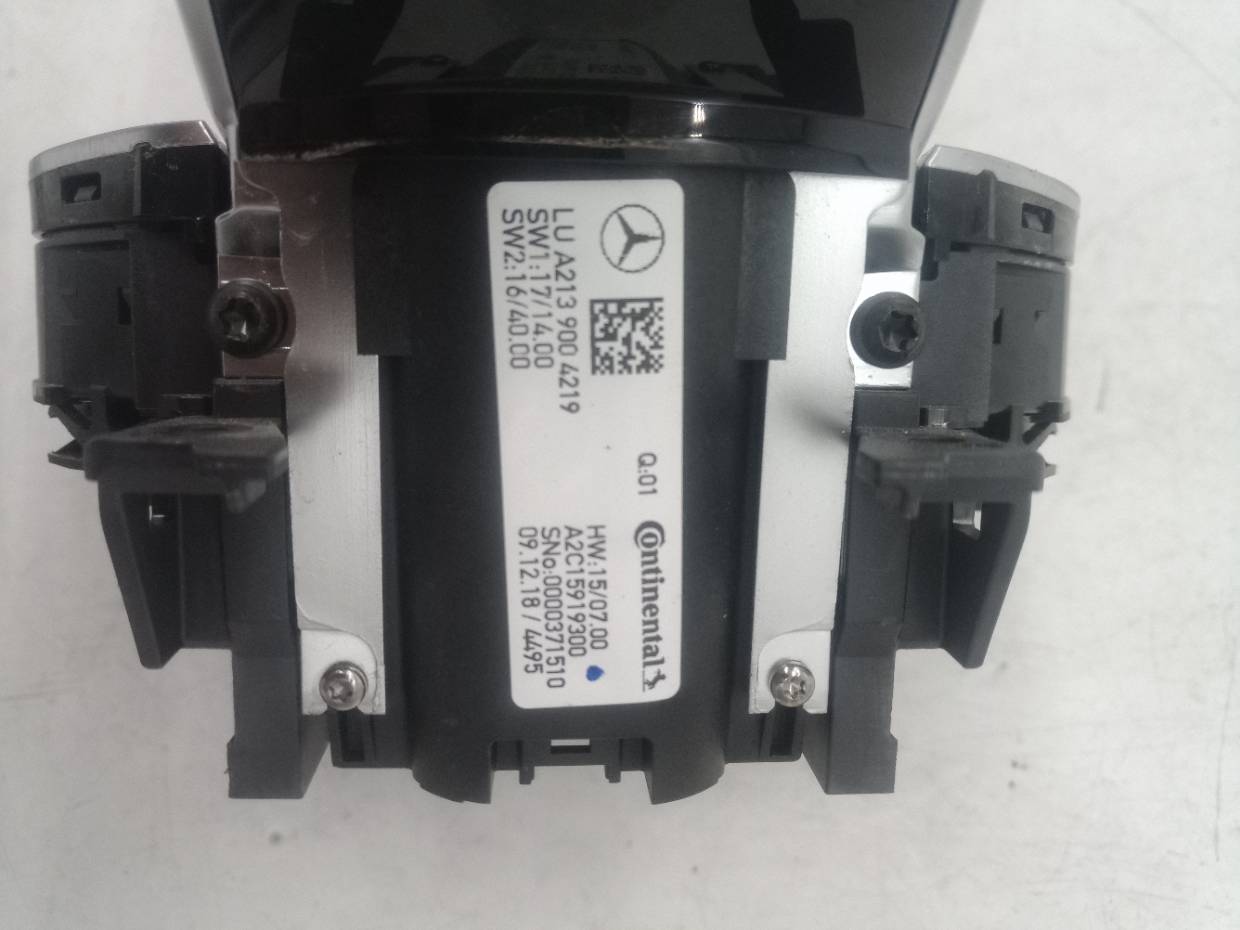 A2C15919300 MANDO MULTIFUNCION MERCEDES-BENZ E BERLINA 2019 34224 devimagesvext/08283e45-1ba6-4c70-9a92-5b0ff35685bb/migcrv/imagenes/000/000/715/000000715887.jpeg