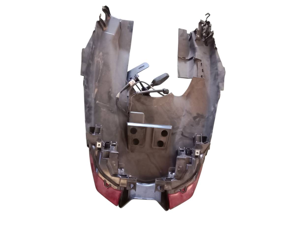 SIN DEFINIR PILOTO TRASERO CENTRAL YAMAHA TMAX 530 2017 32325 devimagesvext/08283e45-1ba6-4c70-9a92-5b0ff35685bb/migcrv/imagenes/000/000/716/000000716299.jpeg