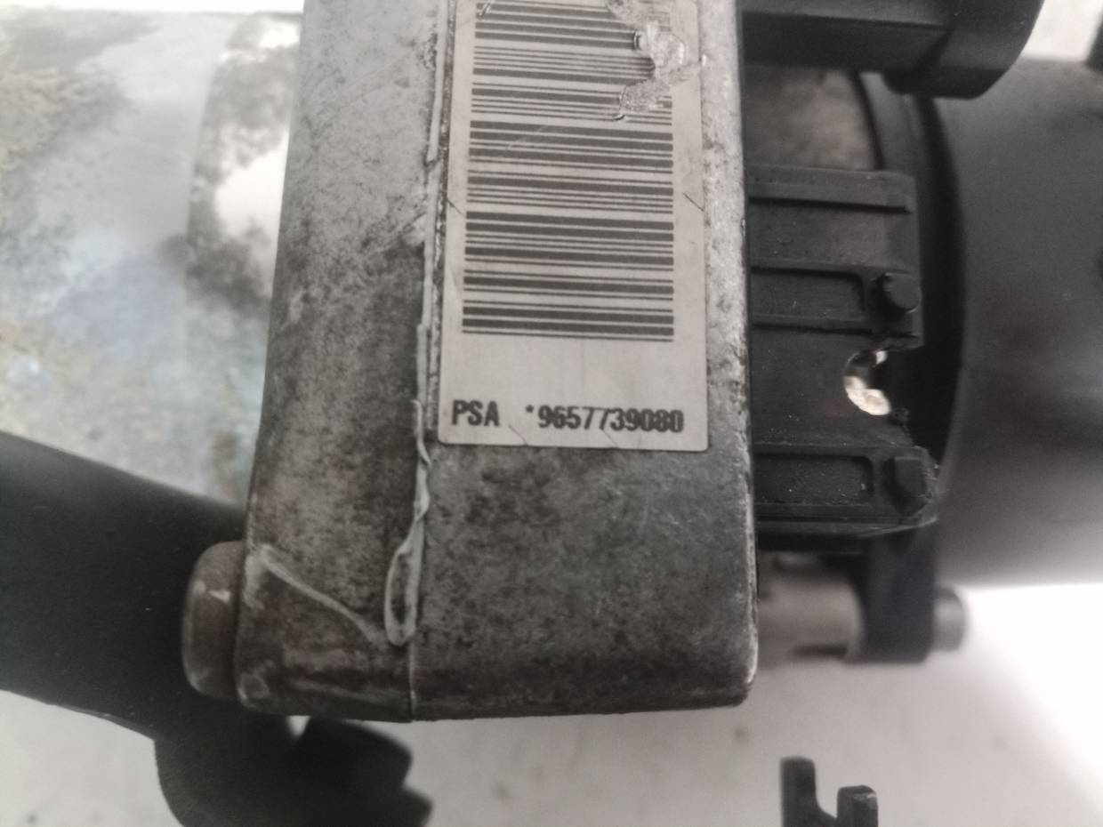 9657739080 BOMBA DIRECCION CITROEN C5 BREAK 2005 33230 devimagesvext/08283e45-1ba6-4c70-9a92-5b0ff35685bb/migcrv/imagenes/000/000/716/000000716545.jpeg