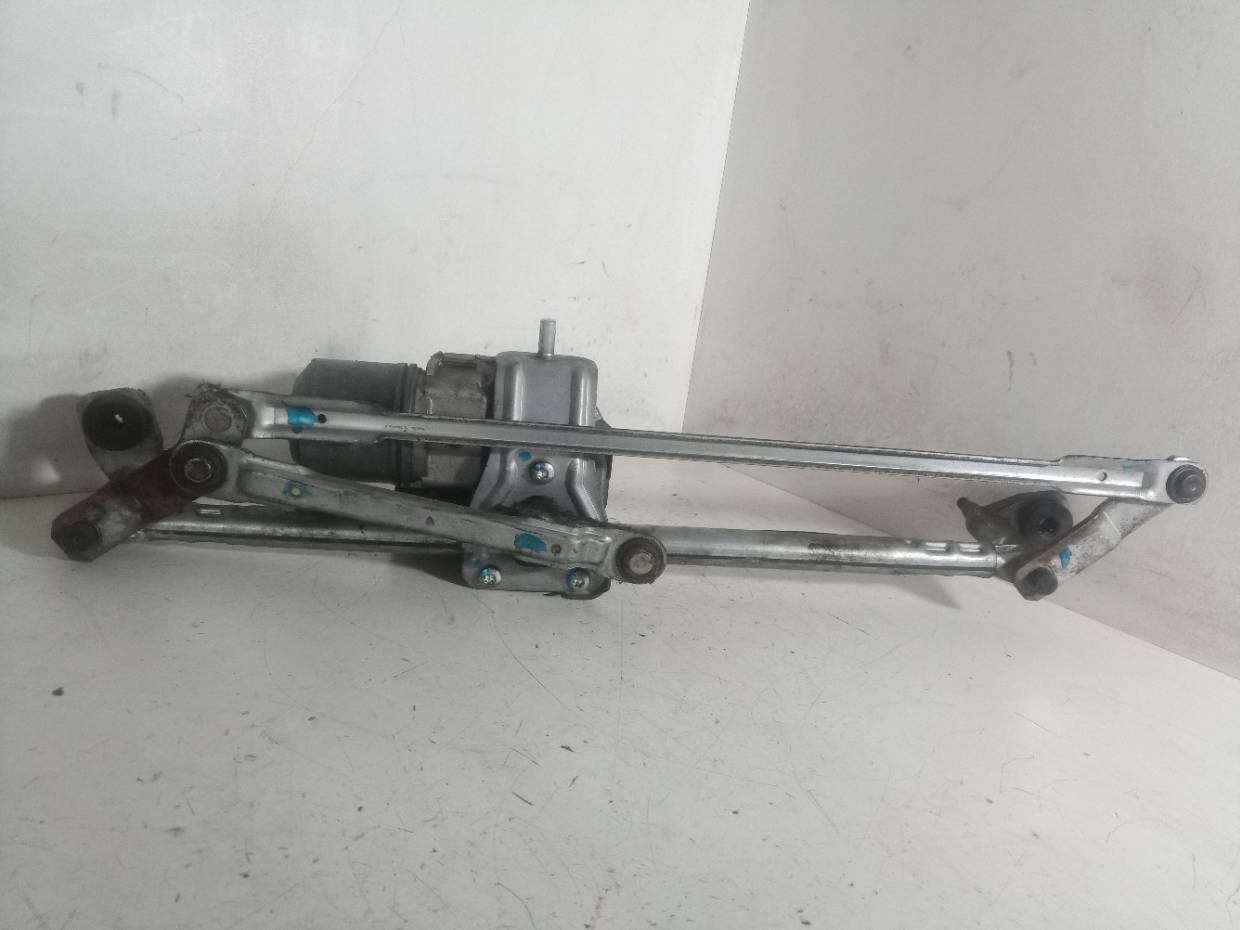 1397220501 MOTOR LIMPIA DELANTERO VOLKSWAGEN GOLF V 2007 34206 devimagesvext/08283e45-1ba6-4c70-9a92-5b0ff35685bb/migcrv/imagenes/000/000/716/000000716659.jpeg