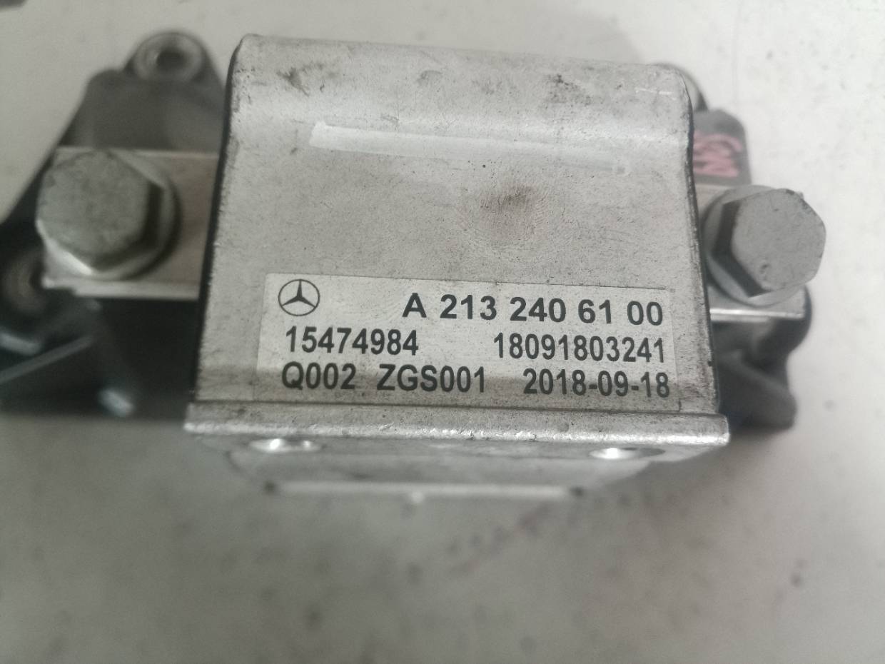 A2132406100 SOPORTE CAMBIO MERCEDES-BENZ E BERLINA 2019  Caja de cambios automática - 9-pasos 32220 devimagesvext/08283e45-1ba6-4c70-9a92-5b0ff35685bb/migcrv/imagenes/000/000/716/000000716891.jpeg