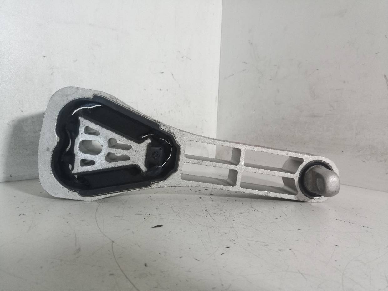 31682684 SOPORTE MOTOR VOLVO XC60 2021 34754 devimagesvext/08283e45-1ba6-4c70-9a92-5b0ff35685bb/migcrv/imagenes/000/000/717/000000717223.jpeg
