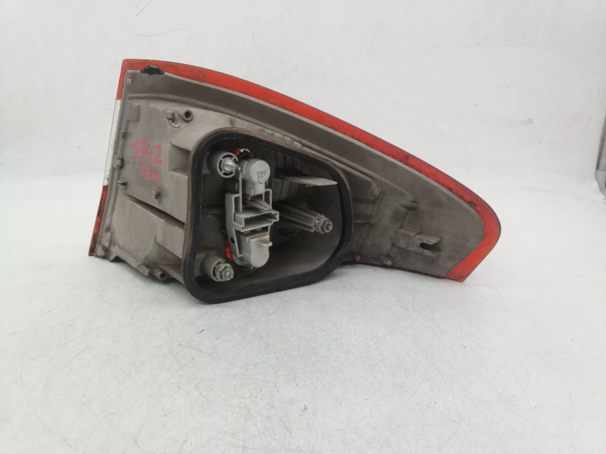 SIN DEFINIR PILOTO TRASERO IZQUIERDO FORD MONDEO BERLINA 2007 32328 devimagesvext/08283e45-1ba6-4c70-9a92-5b0ff35685bb/migcrv/imagenes/000/000/717/000000717295.jpeg