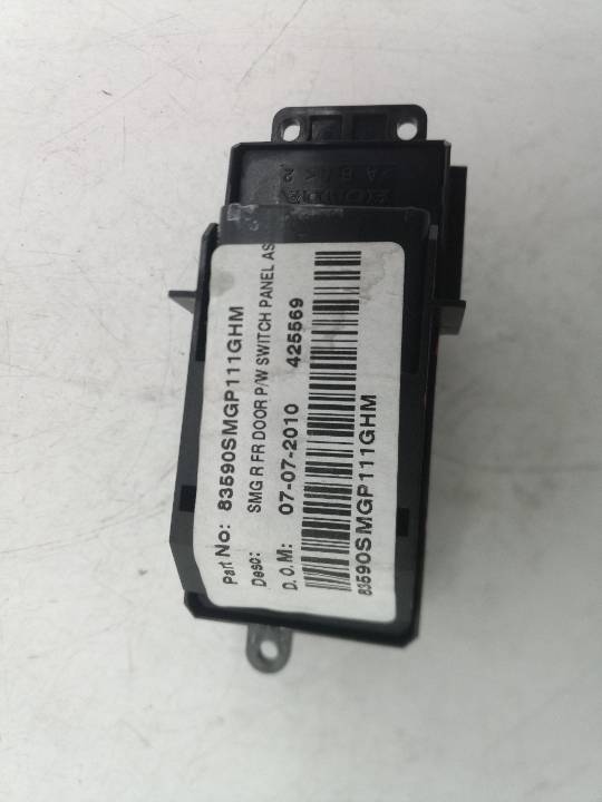 83590SMGP111GHM MANDO ELEVALUNAS DELANTERO DERECHO HONDA CIVIC 5 PUERTAS 2011 34289 devimagesvext/08283e45-1ba6-4c70-9a92-5b0ff35685bb/migcrv/imagenes/000/000/717/000000717387.jpeg