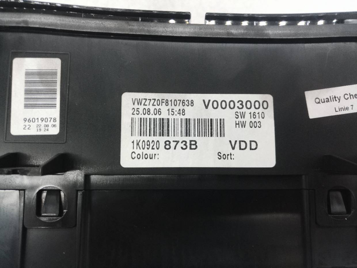 1K0920873B CUADRO INSTRUMENTOS VOLKSWAGEN GOLF V 2007 34277 devimagesvext/08283e45-1ba6-4c70-9a92-5b0ff35685bb/migcrv/imagenes/000/000/717/000000717531.jpeg