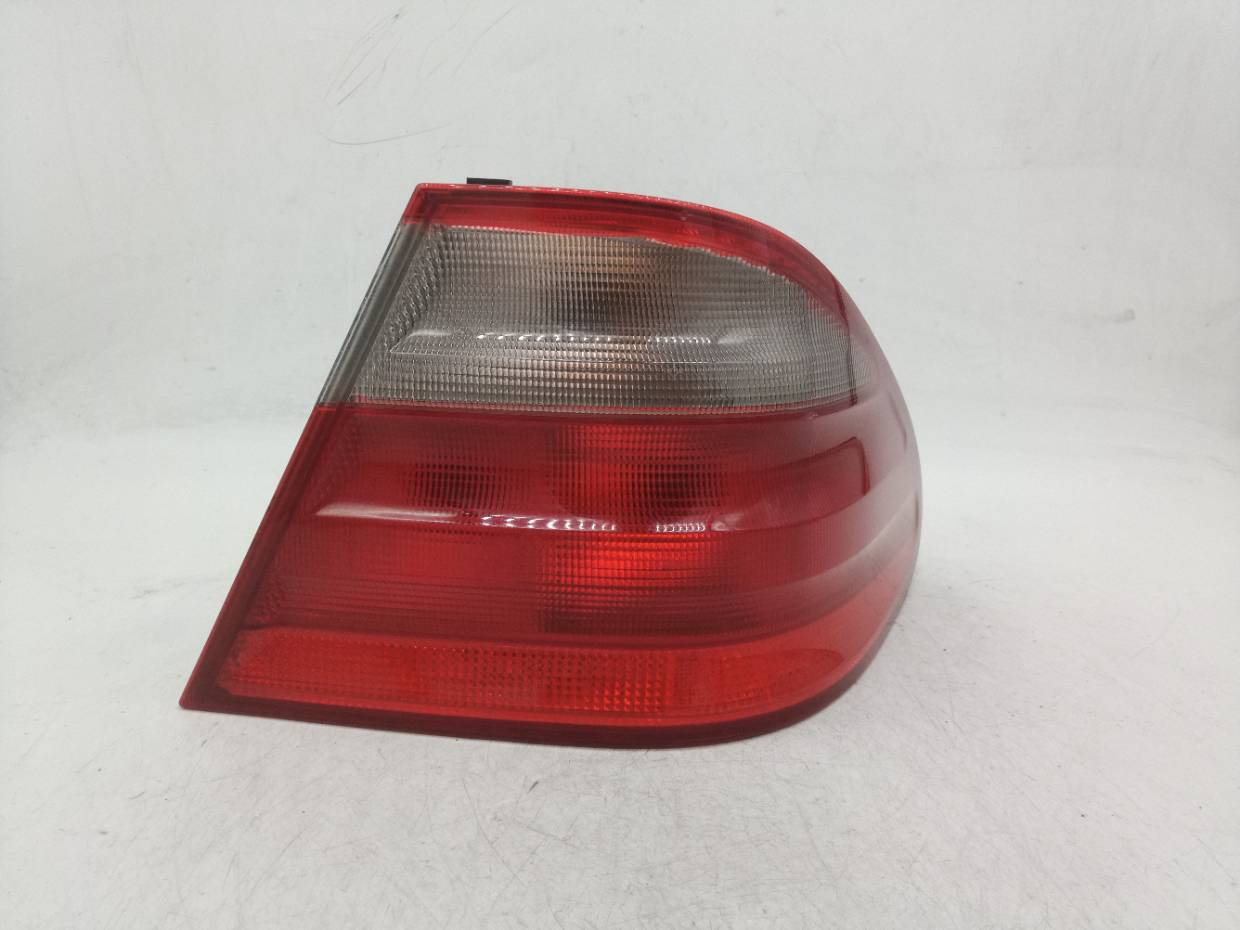 SIN DEFINIR PILOTO TRASERO DERECHO MERCEDES-BENZ CLK COUPE 1999 32326 devimagesvext/08283e45-1ba6-4c70-9a92-5b0ff35685bb/migcrv/imagenes/000/000/717/000000717571.jpeg