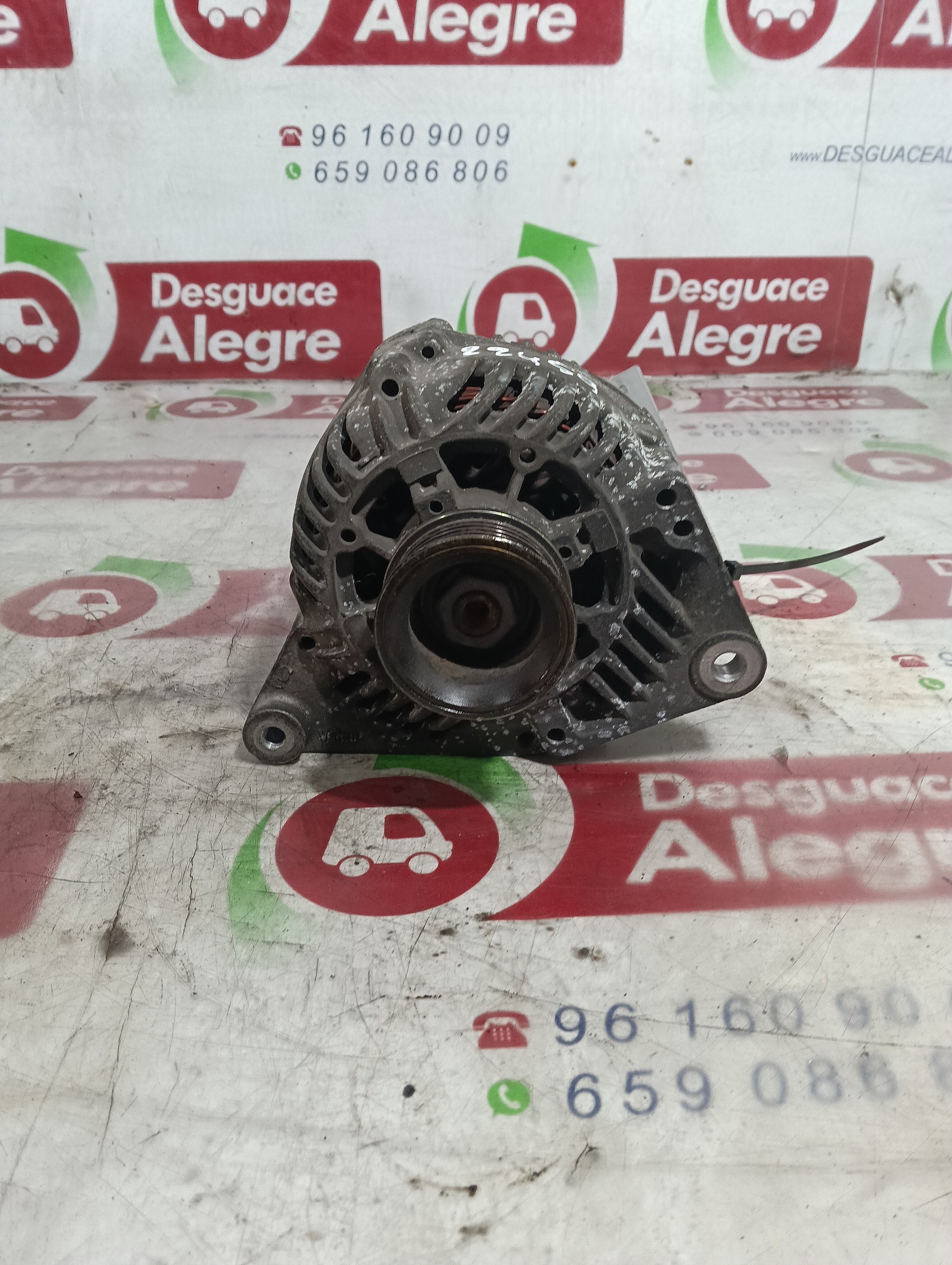 AUDI A4 BERLINA ALTERNADOR AUDI A4 BERLINA ALTERNADOR