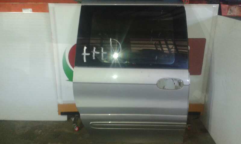 KIA CARNIVAL PUERTA LATERAL CORREDERA DERECHA KIA CARNIVAL PUERTA LATERAL CORREDERA DERECHA