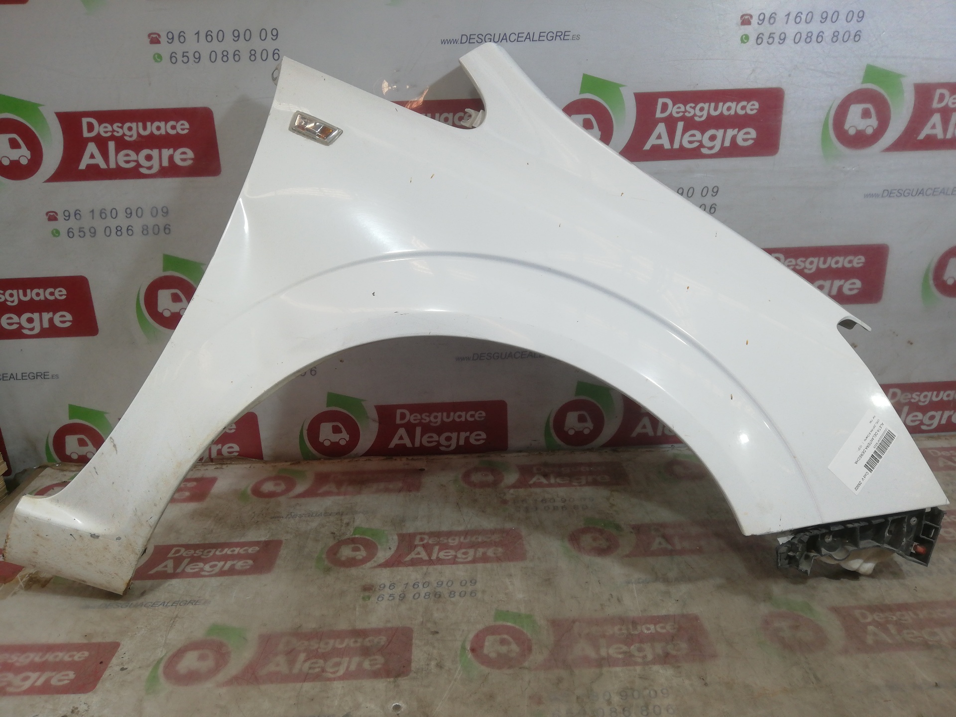 OPEL ZAFIRA B ALETA DELANTERA DERECHA OPEL ZAFIRA B ALETA DELANTERA DERECHA