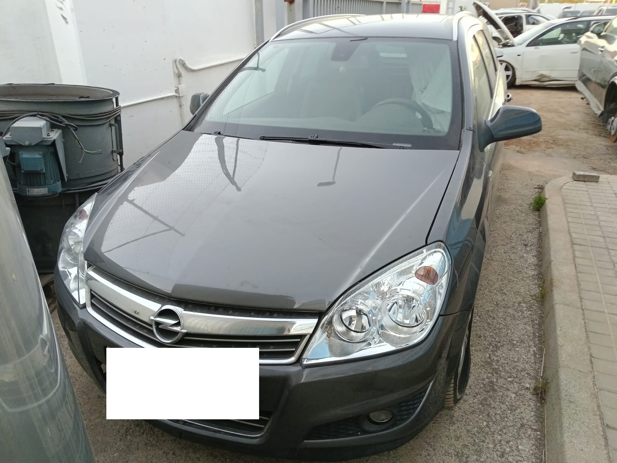 OPEL ASTRA H CARAVAN ALETA DELANTERA DERECHA OPEL ASTRA H CARAVAN ALETA DELANTERA DERECHA