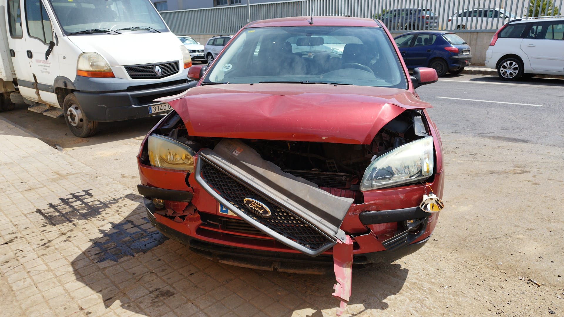 FORD FOCUS BERLINA PORTON TRASERO FORD FOCUS BERLINA PORTON TRASERO