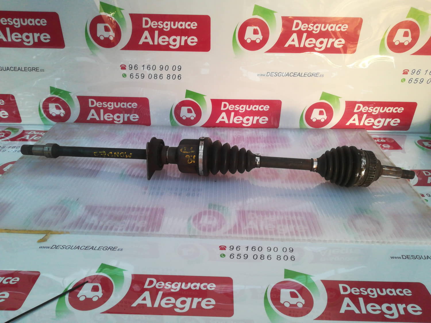 FORD MONDEO BERLINA TRANSMISION DELANTERA DERECHA FORD MONDEO BERLINA TRANSMISION DELANTERA DERECHA